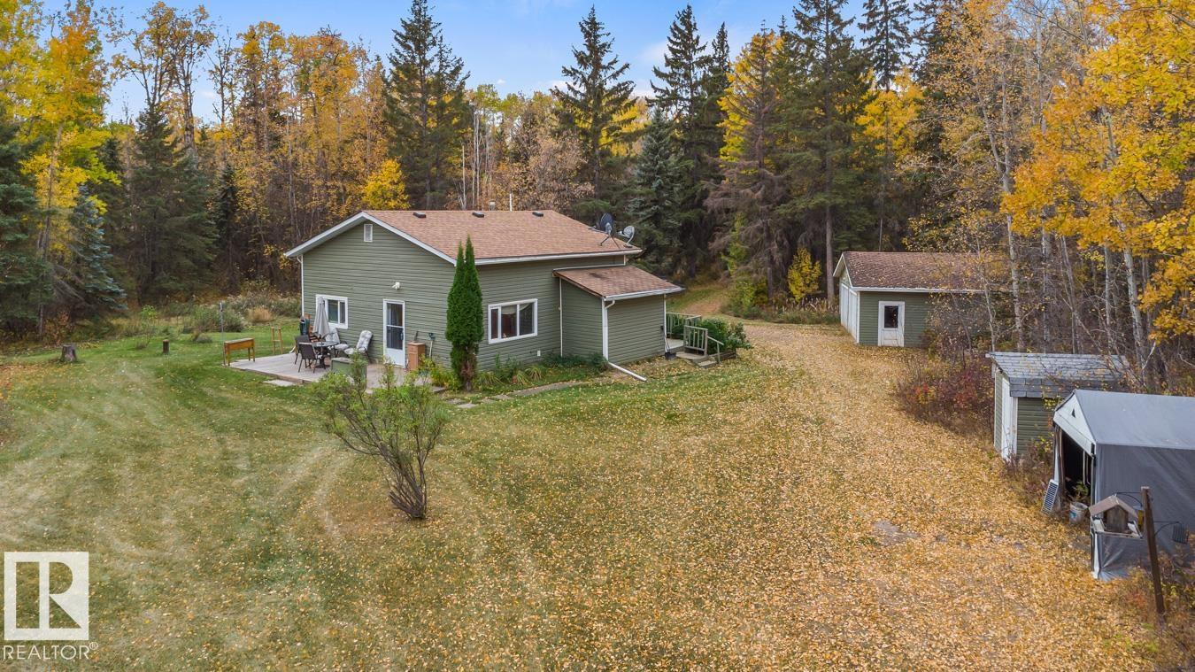 Photo 3 at 61 - 21060 Twp Road 540, Croftland Subdivision, Rural Strathcona County