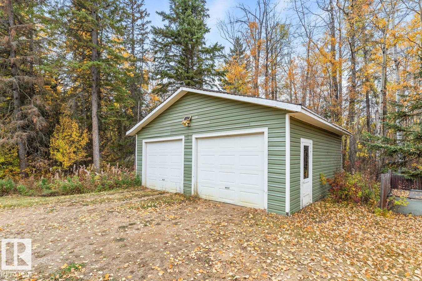 Photo 26 at 61 - 21060 Twp Road 540, Croftland Subdivision, Rural Strathcona County