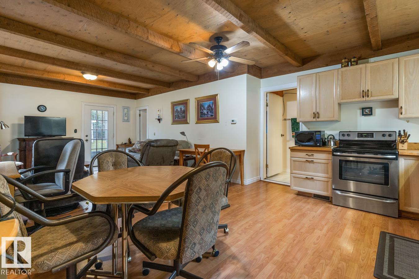 Photo 5 at 61 - 21060 Twp Road 540, Croftland Subdivision, Rural Strathcona County