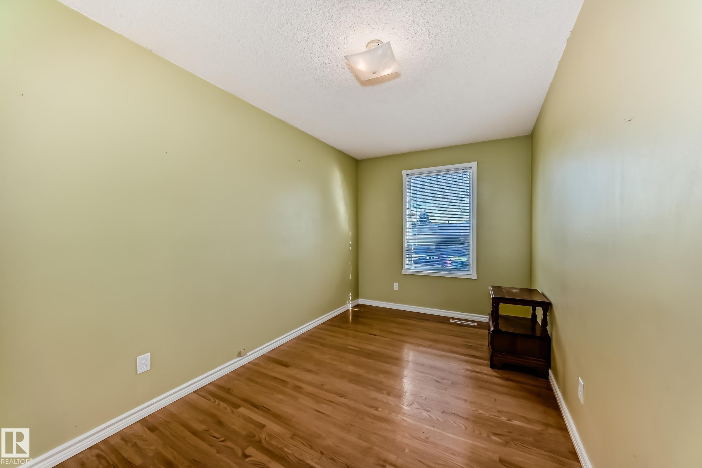 Photo 18 at 14252 83 Street NW, Northmount, Edmonton