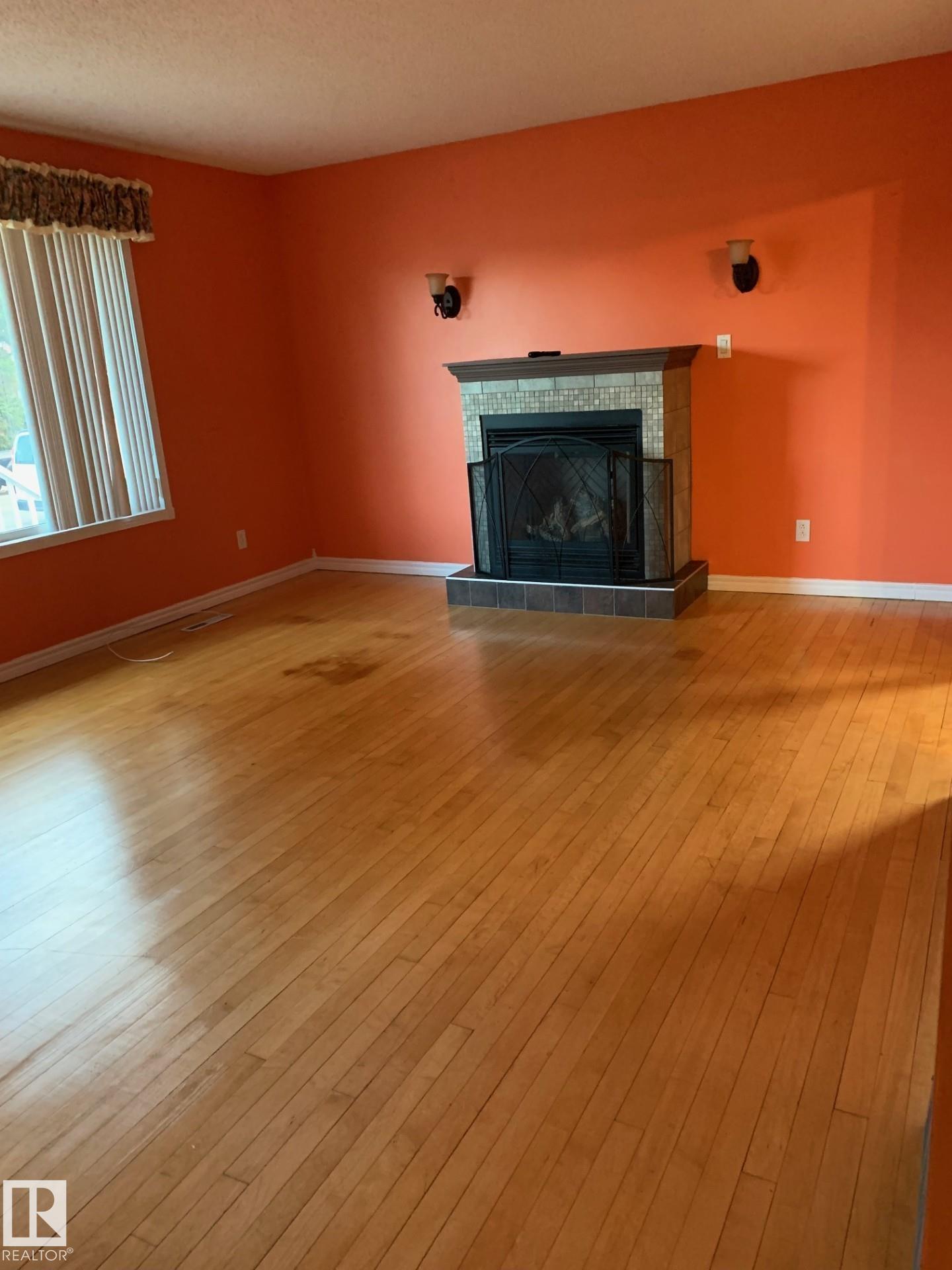 Picture for 14252 83 ST NW