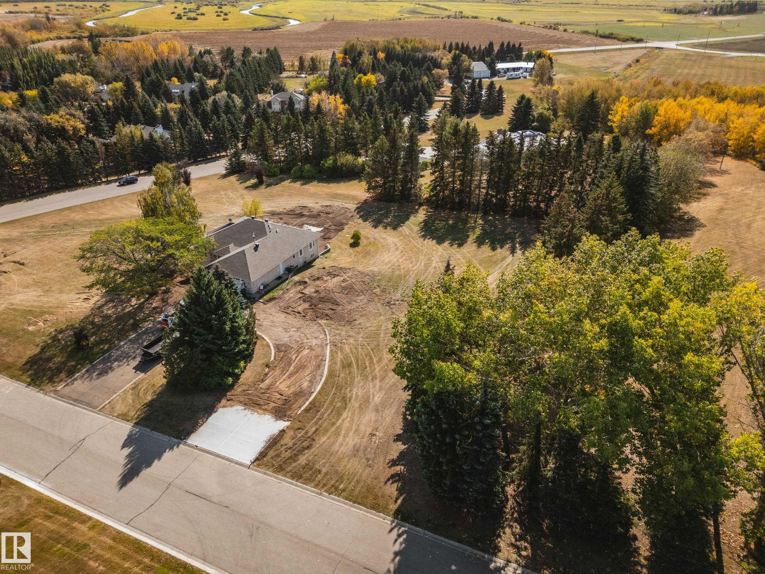 Photo 2 at 21B 54324 Bellerose Drive, Summerbrook Estate, Rural Sturgeon County