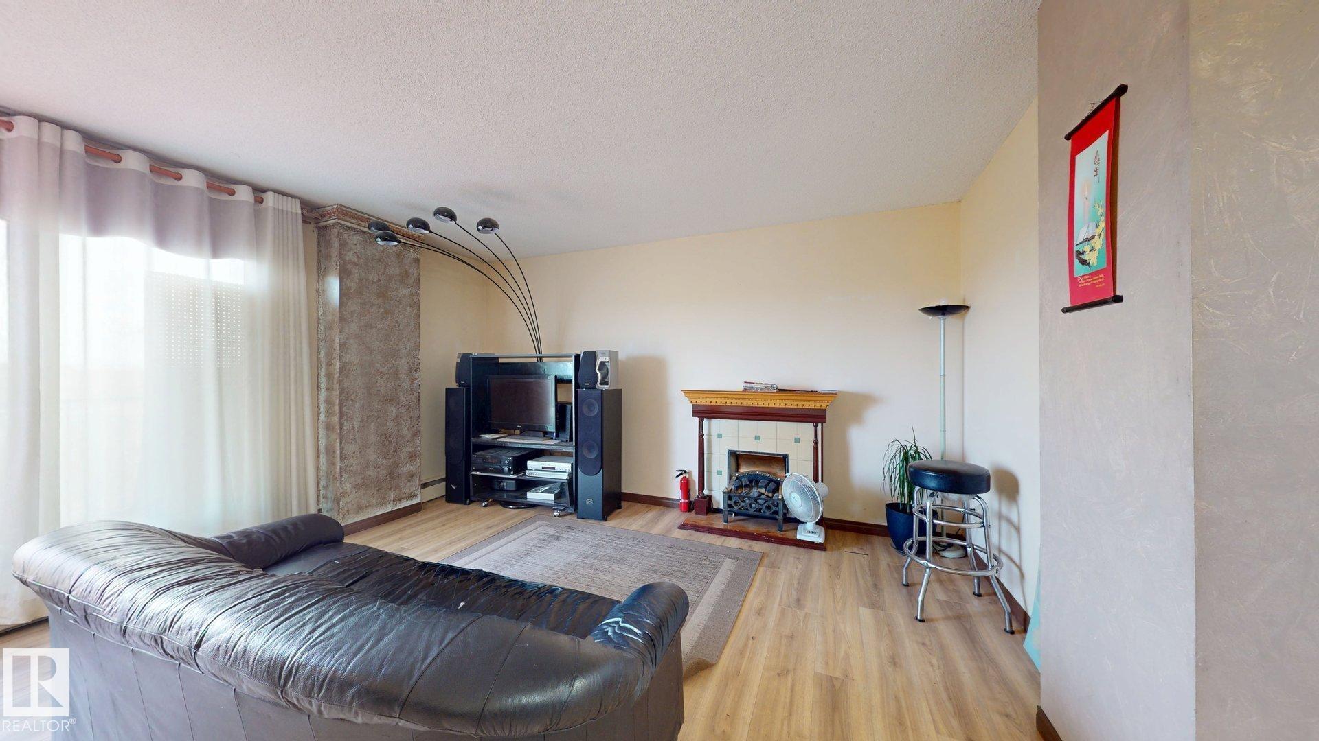 Photo 9 at 203 - 9028 Jasper Avenue NW, Boyle Street, Edmonton