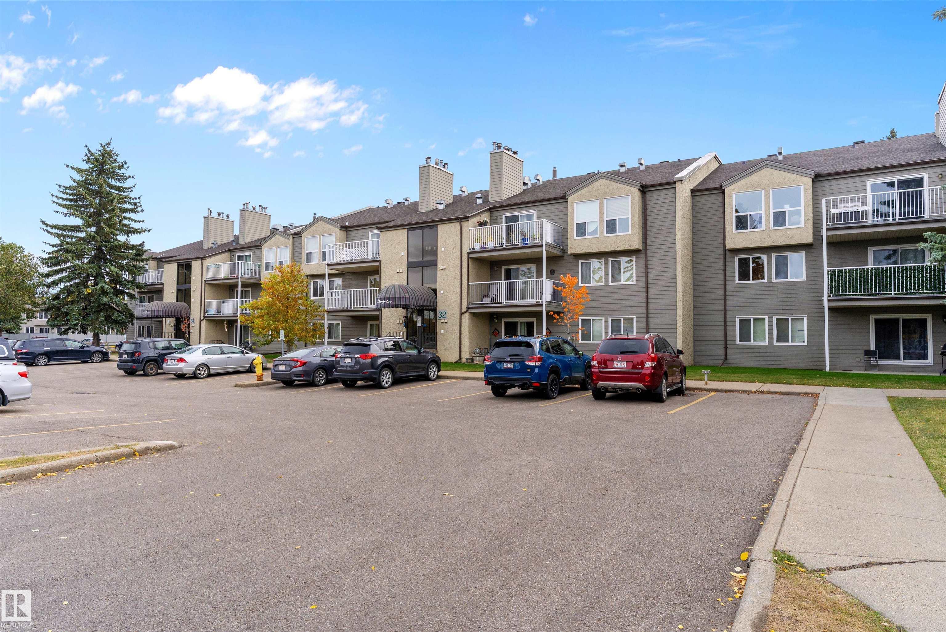 Photo 2 at 105 - 32 Alpine Place, Akinsdale, St. Albert