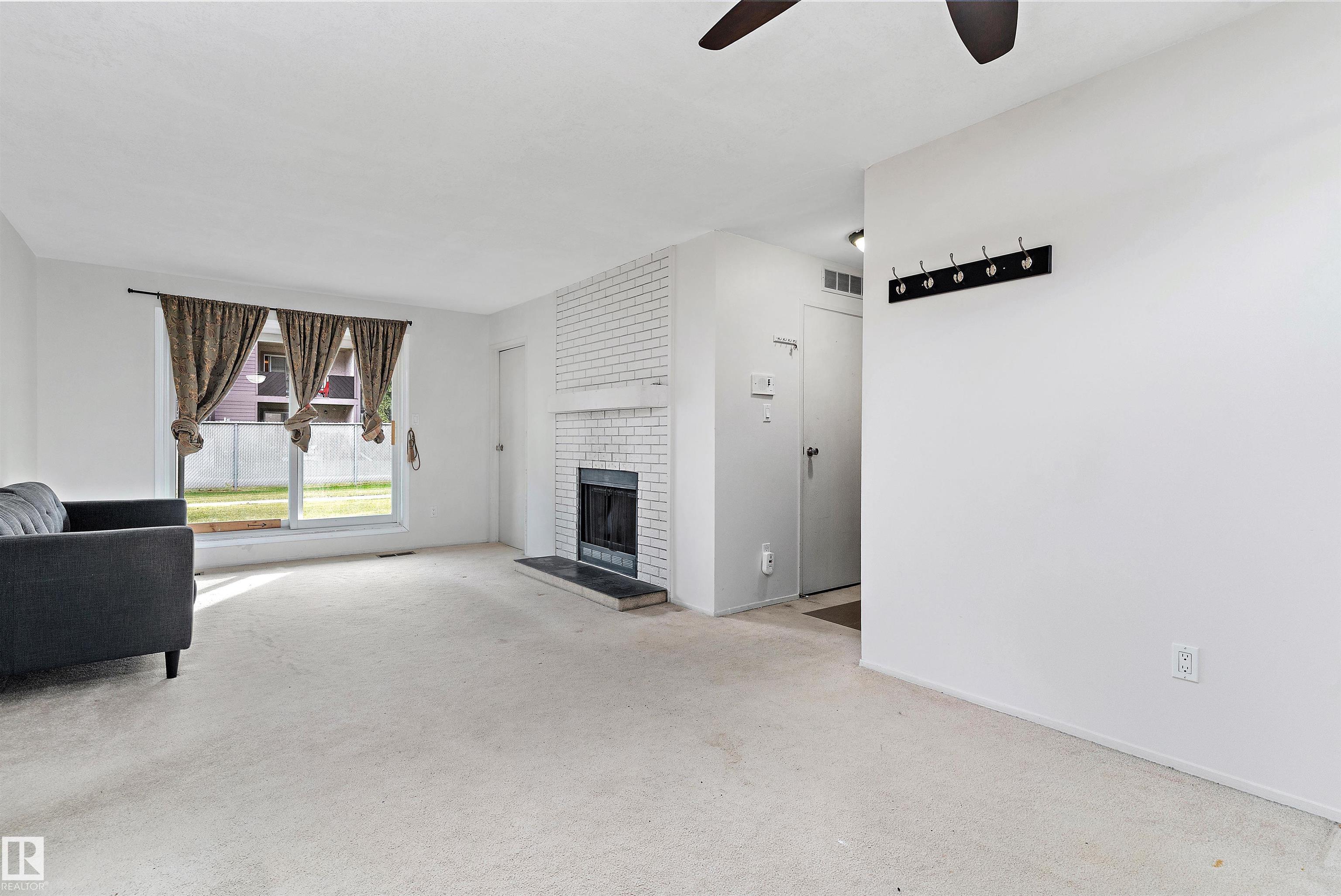 Photo 10 at 105 - 32 Alpine Place, Akinsdale, St. Albert