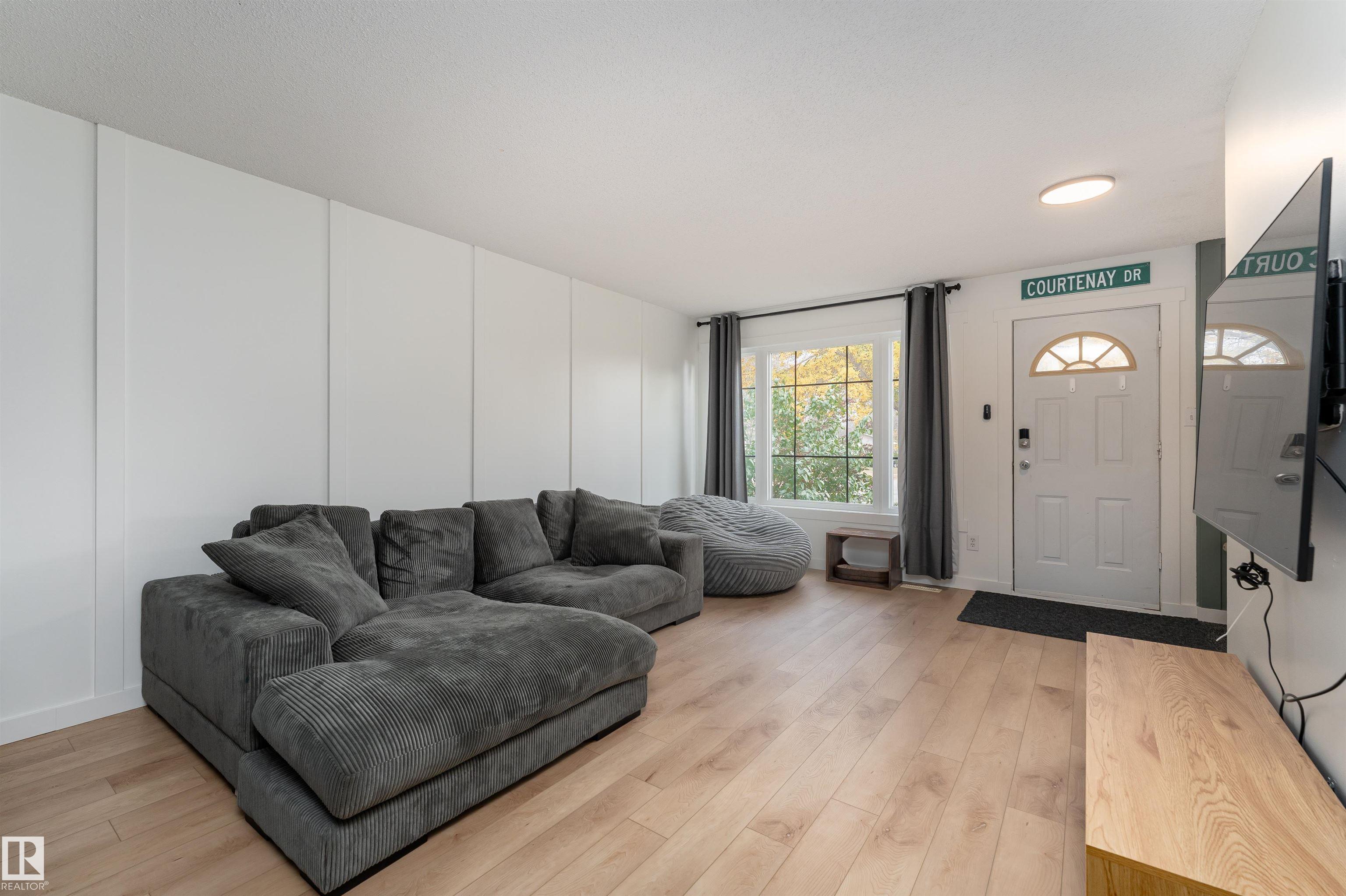 Photo 14 at 9814 91 Street, Pineview Fort Sask., Fort Saskatchewan