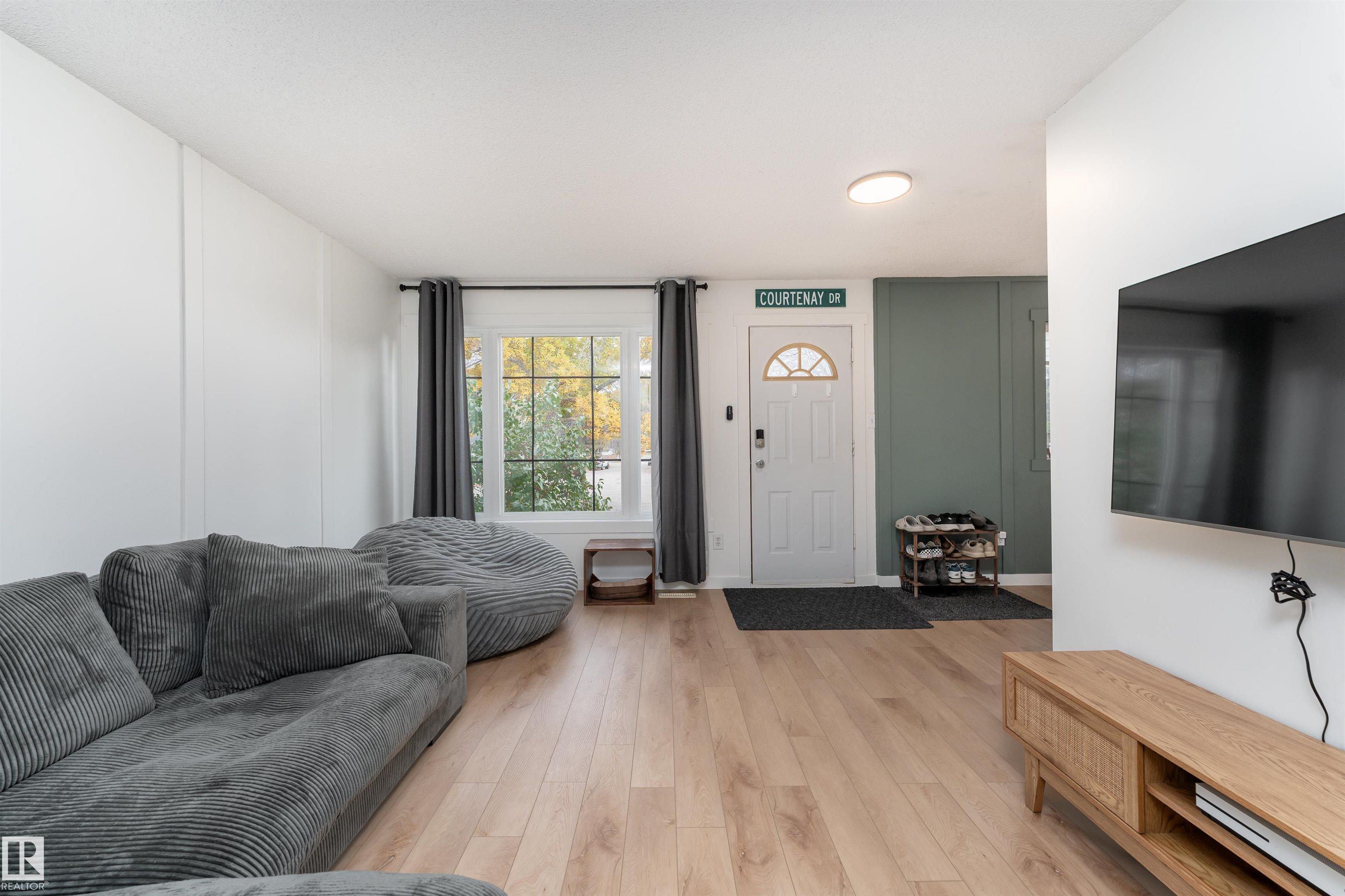 Photo 15 at 9814 91 Street, Pineview Fort Sask., Fort Saskatchewan