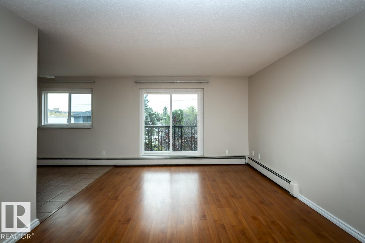 Photo 11 at 301 - 7204 81 Avenue NW, King Edward Park, Edmonton