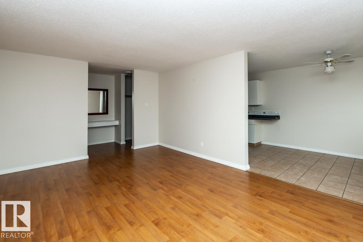 Photo 13 at 301 - 7204 81 Avenue NW, King Edward Park, Edmonton
