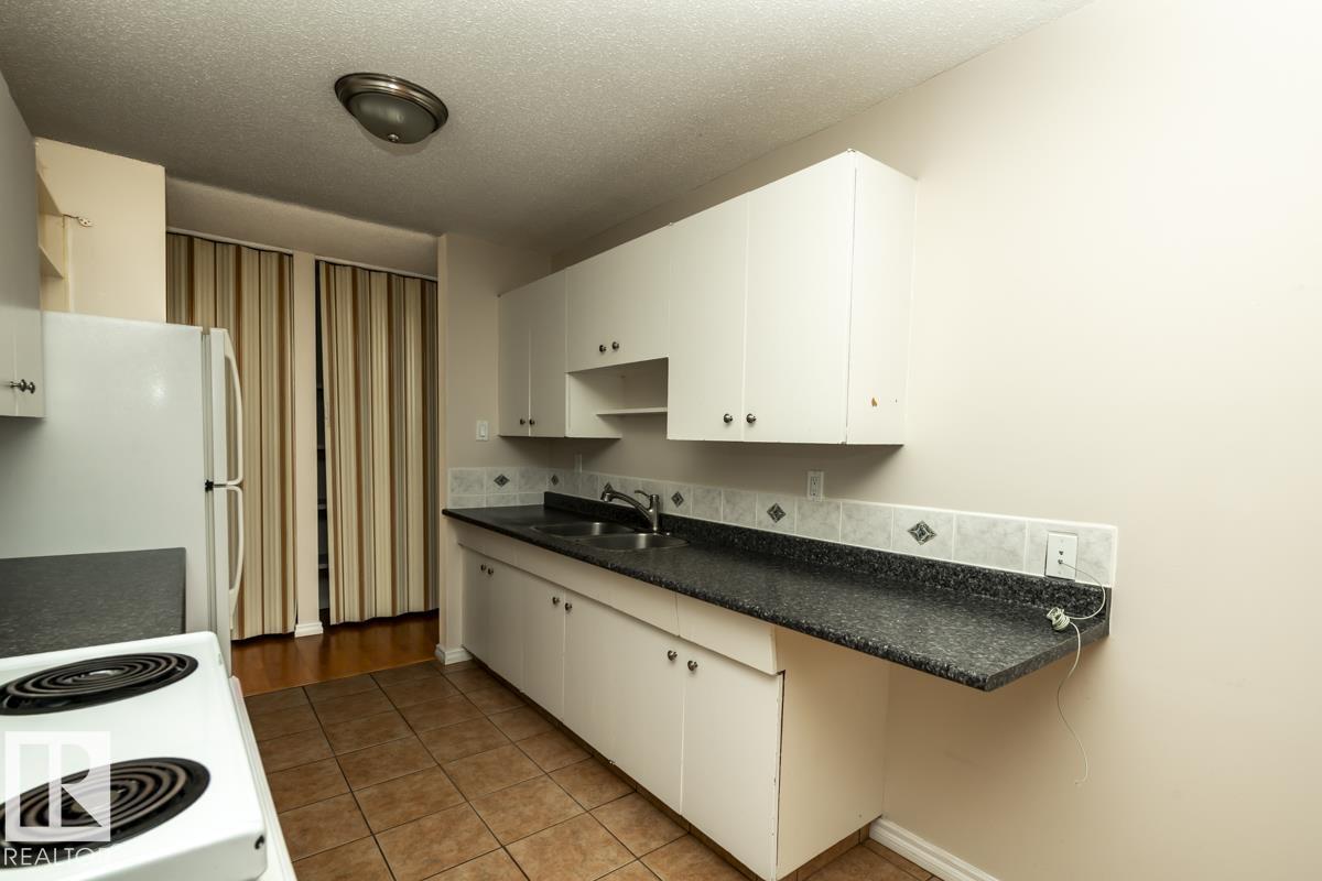 Photo 14 at 301 - 7204 81 Avenue NW, King Edward Park, Edmonton