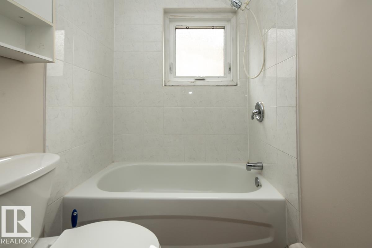 Photo 33 at 301 - 7204 81 Avenue NW, King Edward Park, Edmonton