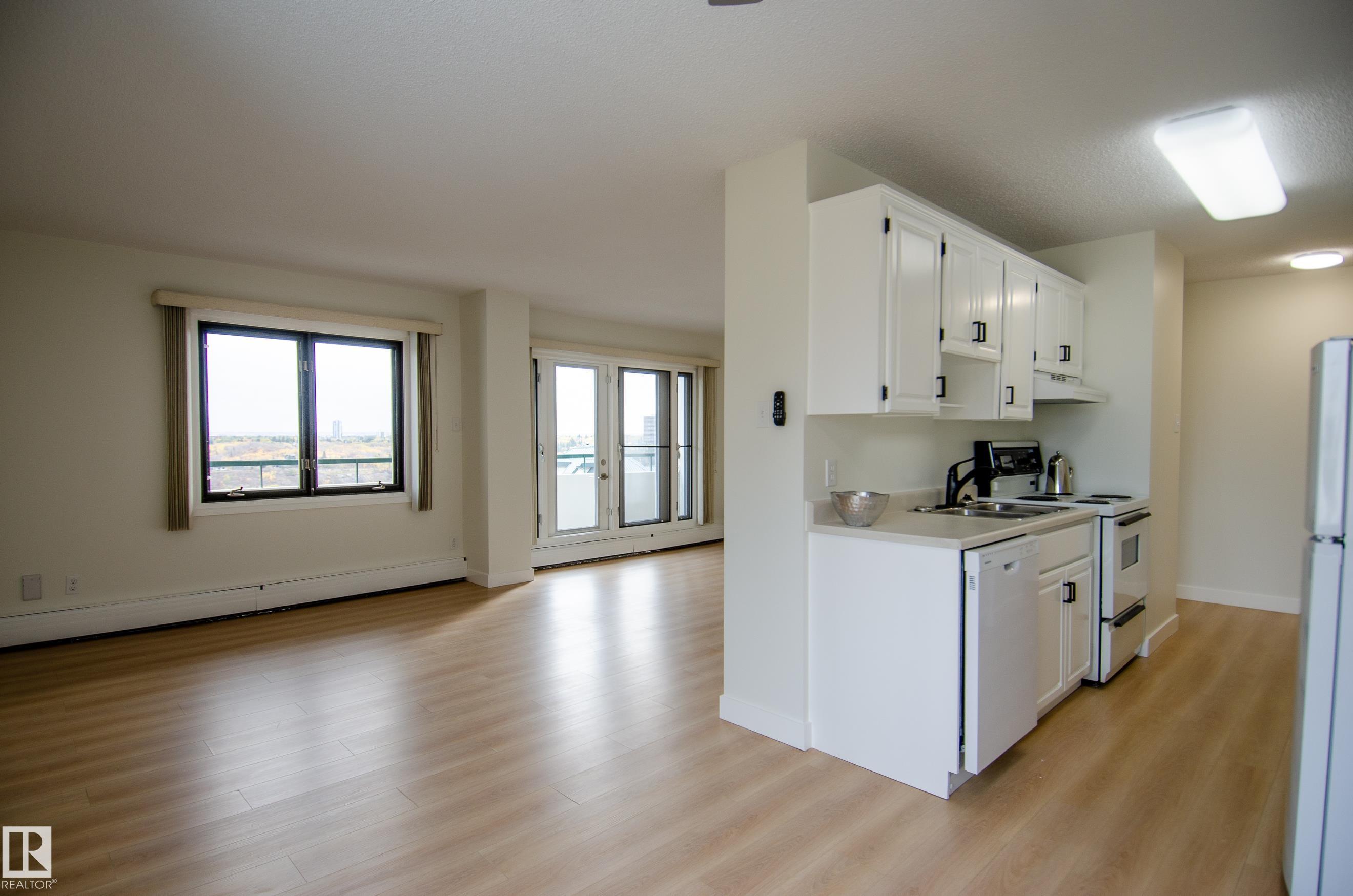 Photo 5 at 1403 - 9725 106 Street NW, Downtown, Edmonton