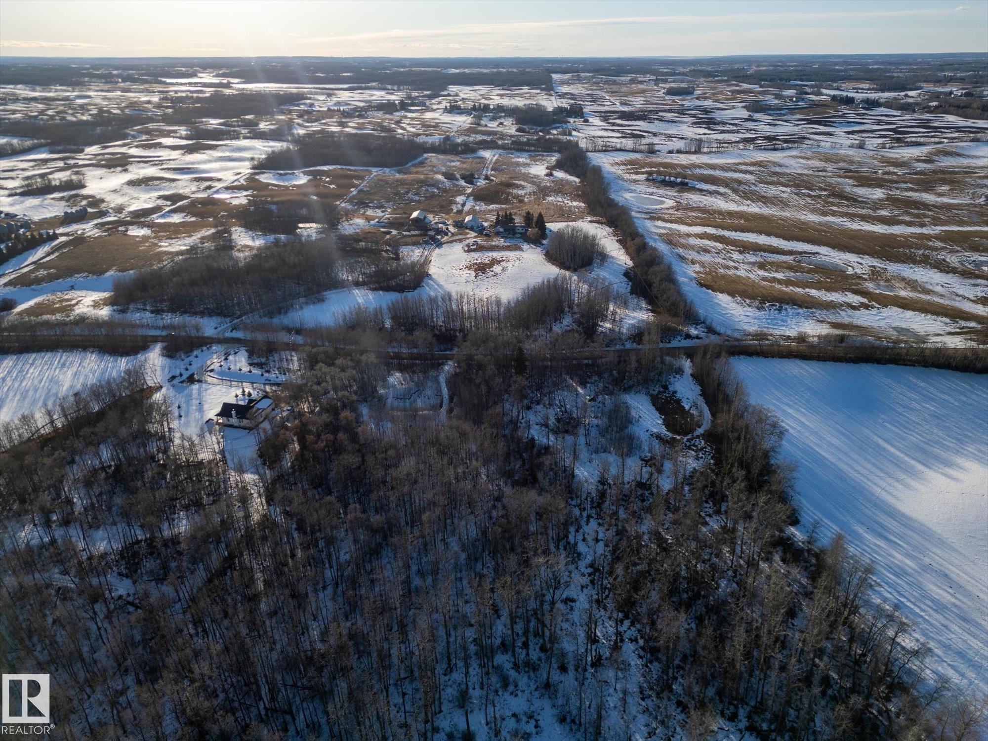 Photo 5 at 52229 Rge Road 15, None, Rural Parkland County