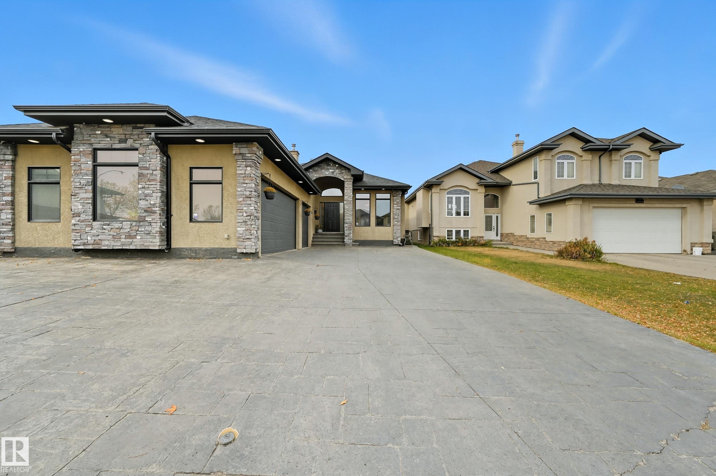 Photo 3 at 16412 73 Street NW, Mayliewan, Edmonton