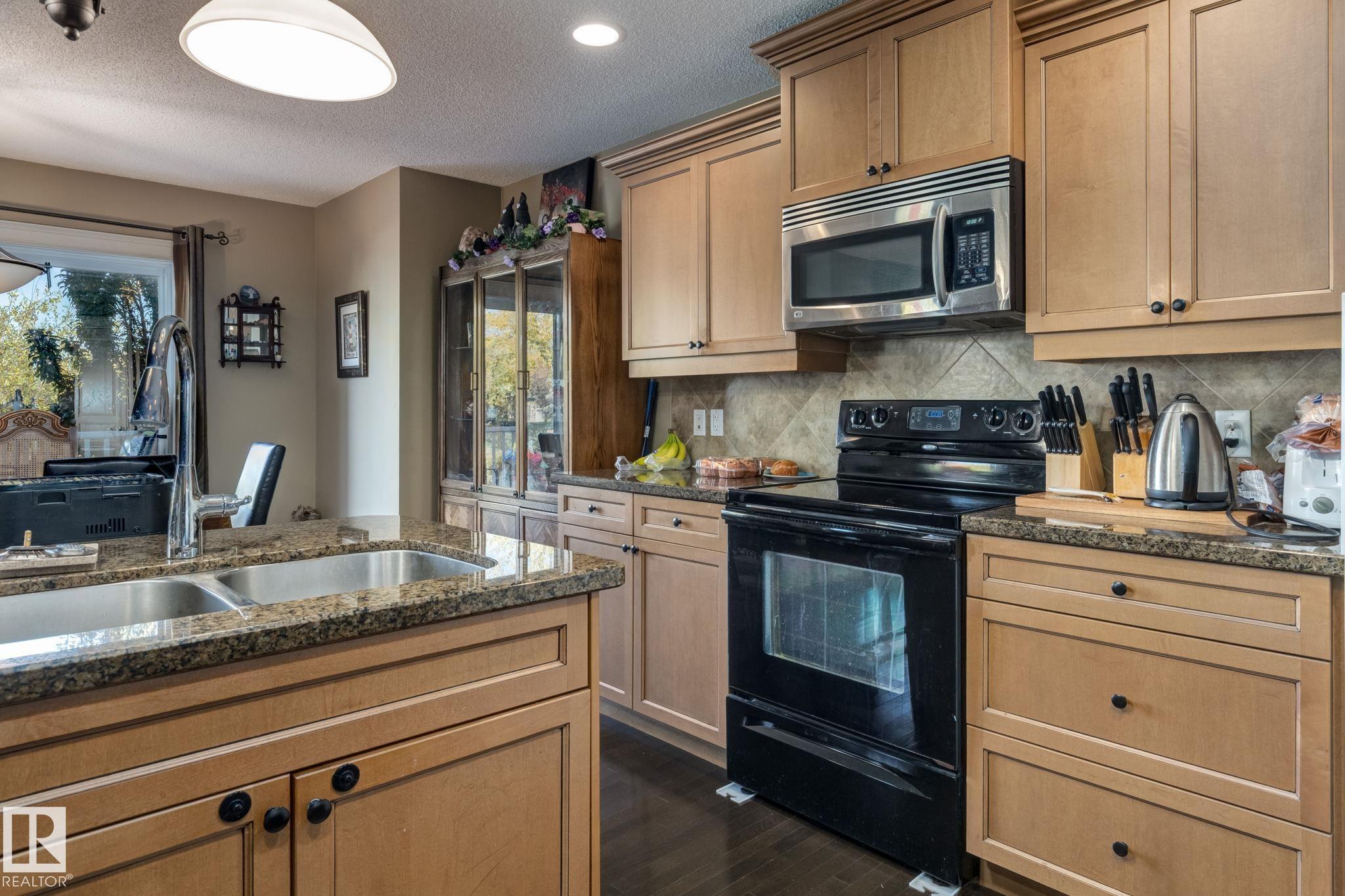 Photo 8 at 182 Wellington Place, Westpark, Fort Saskatchewan