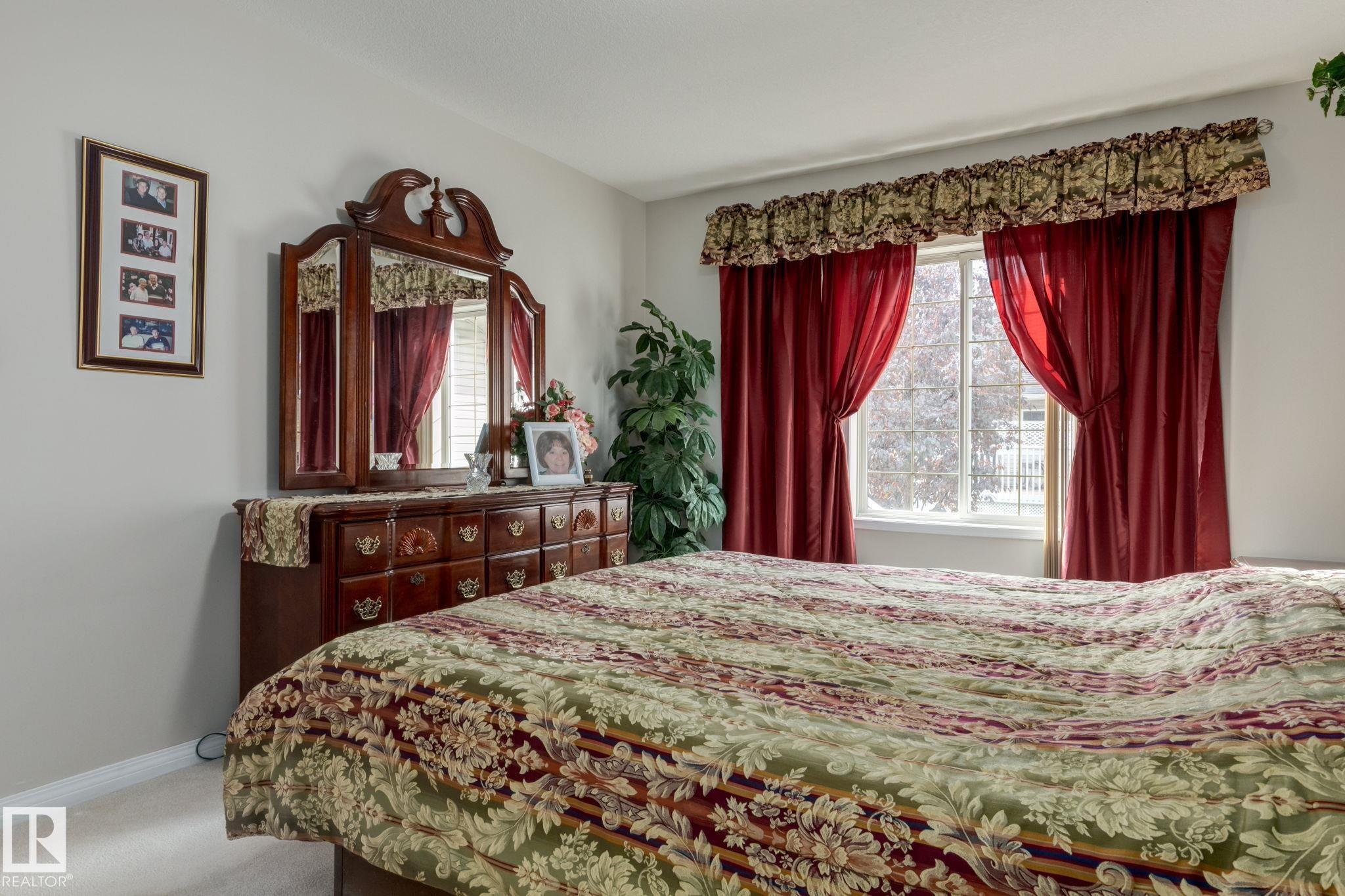 Photo 13 at 22 - 201 Bothwell Drive, Strathcona Village, Sherwood Park