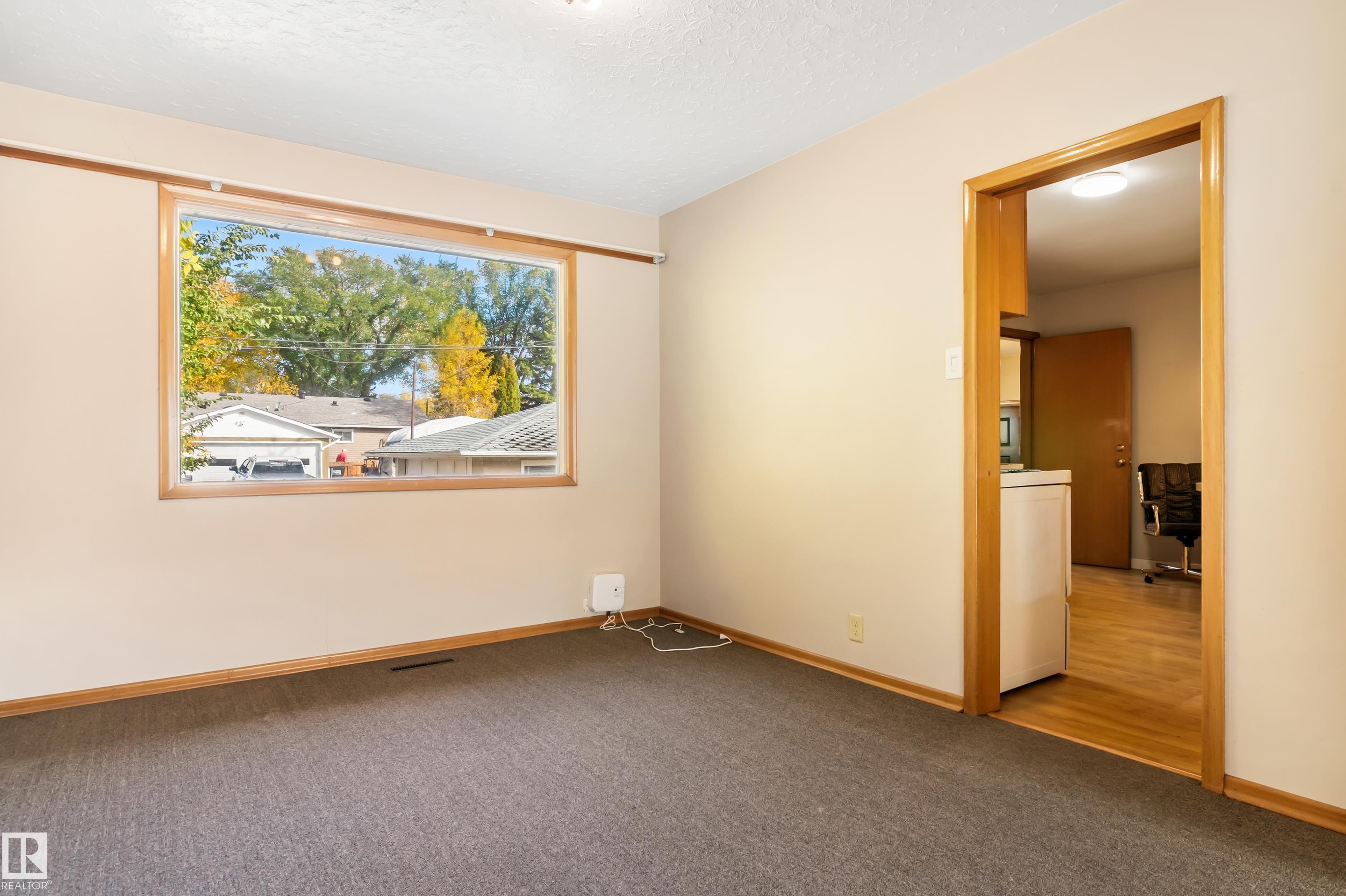 Photo 17 at 8736 66 Avenue NW, Argyll, Edmonton