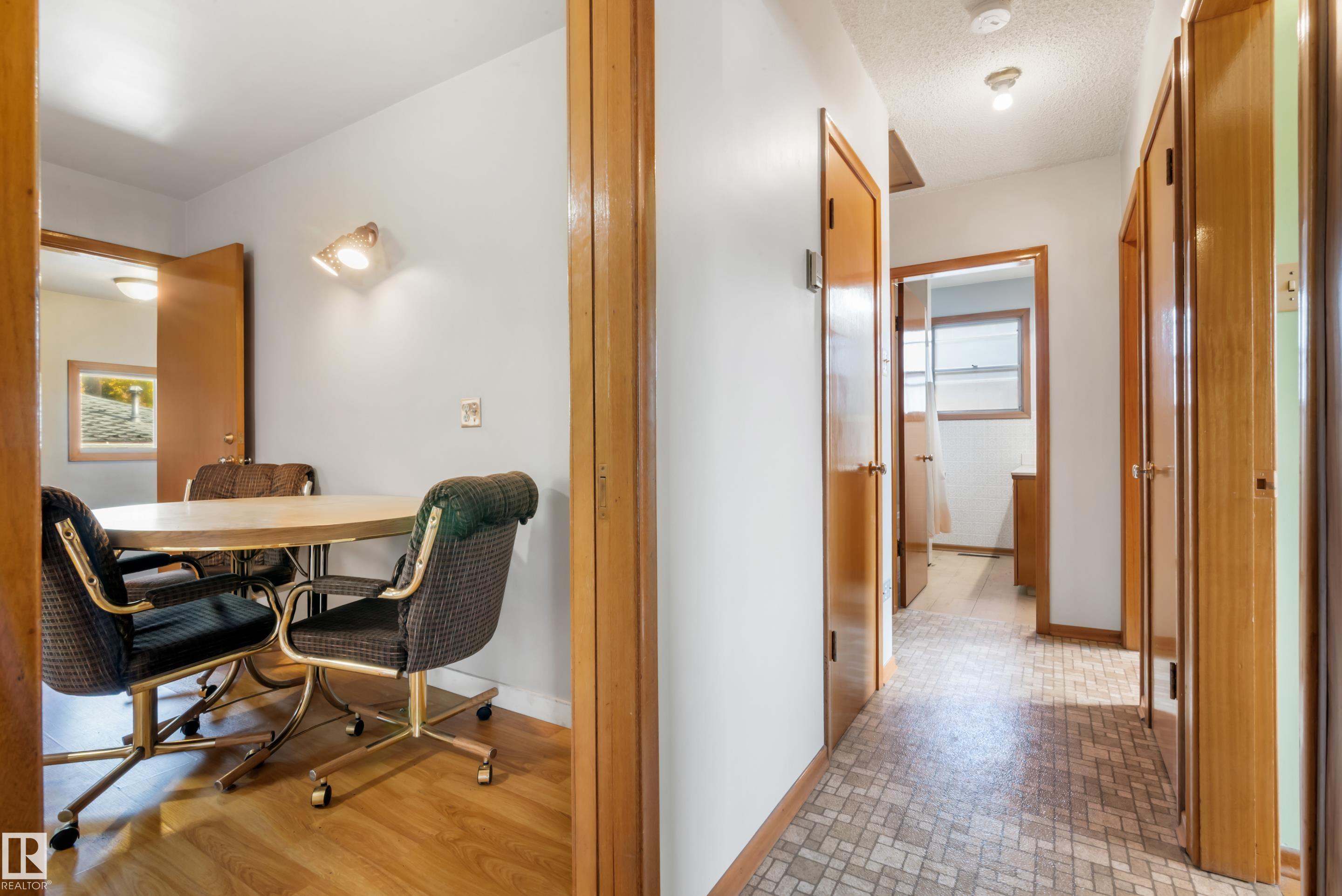 Photo 23 at 8736 66 Avenue NW, Argyll, Edmonton