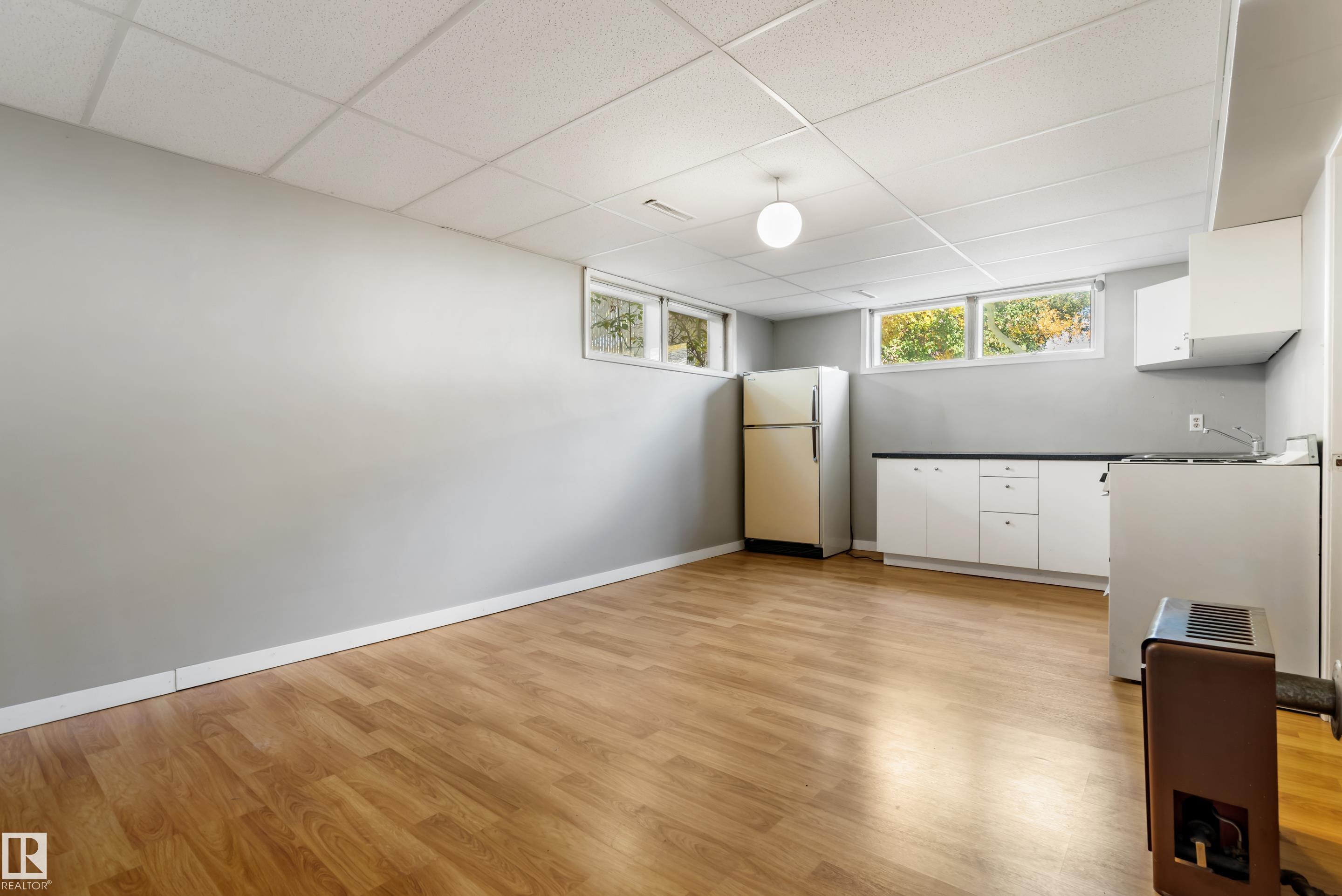 Photo 31 at 8736 66 Avenue NW, Argyll, Edmonton