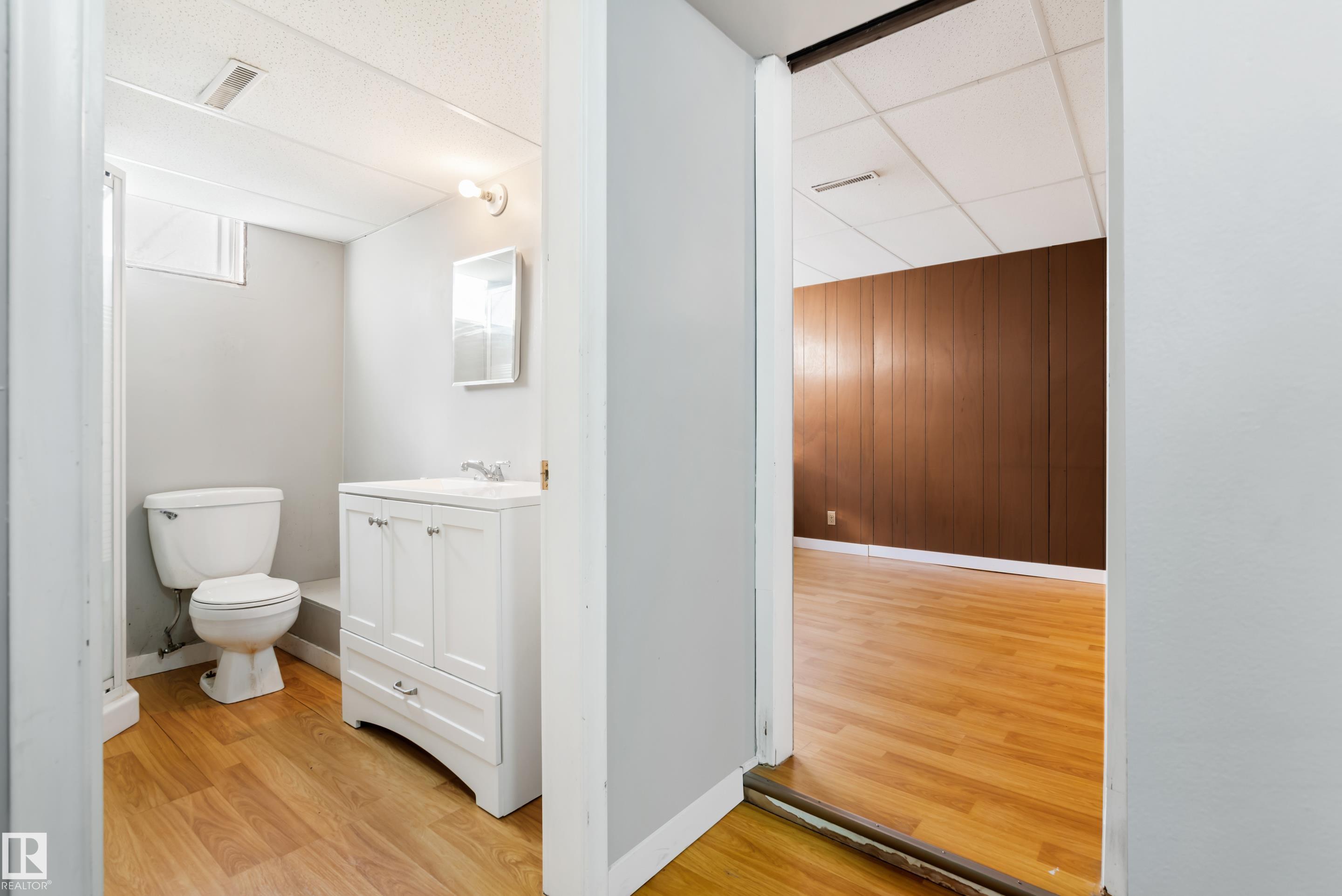 Photo 38 at 8736 66 Avenue NW, Argyll, Edmonton