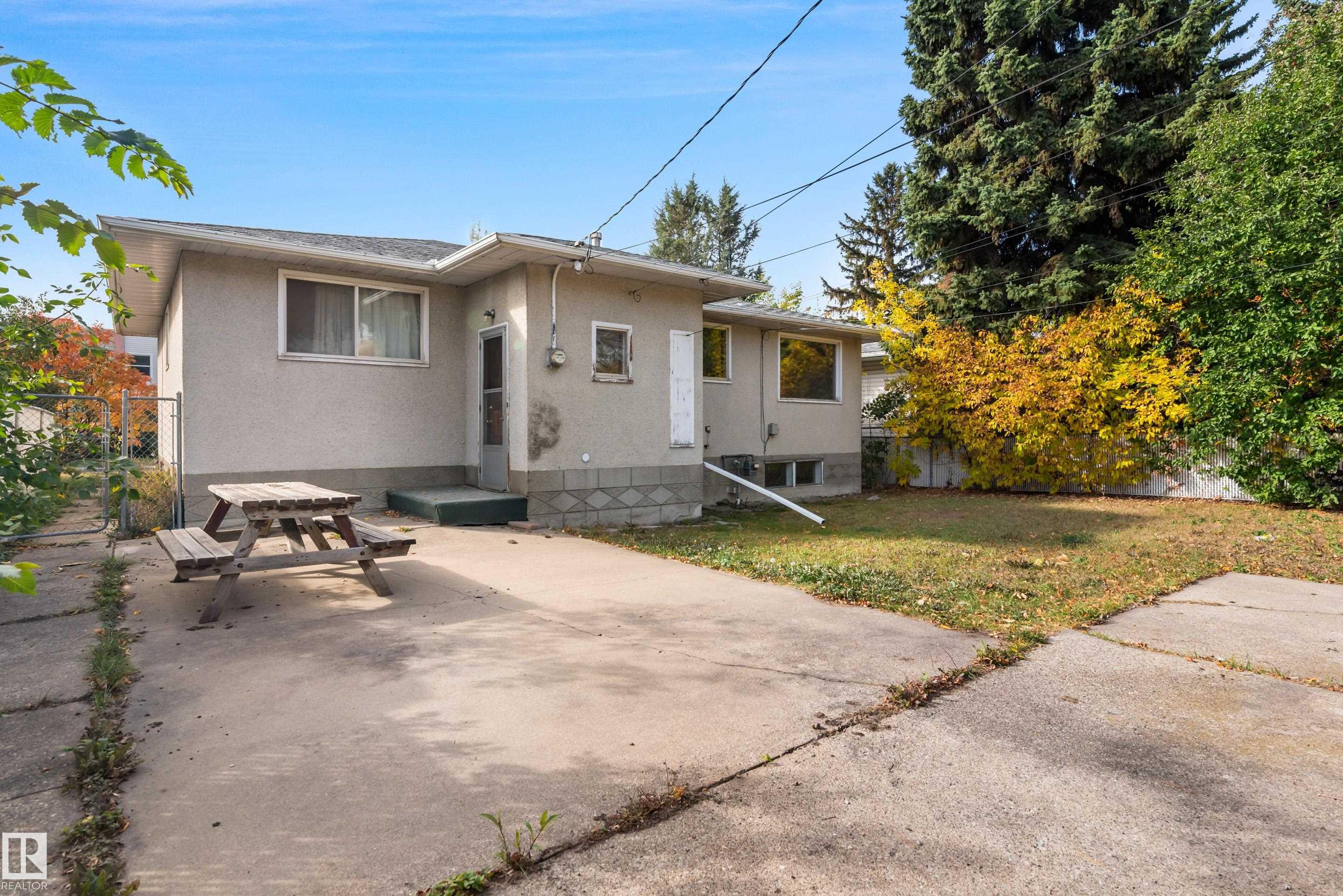 Photo 47 at 8736 66 Avenue NW, Argyll, Edmonton