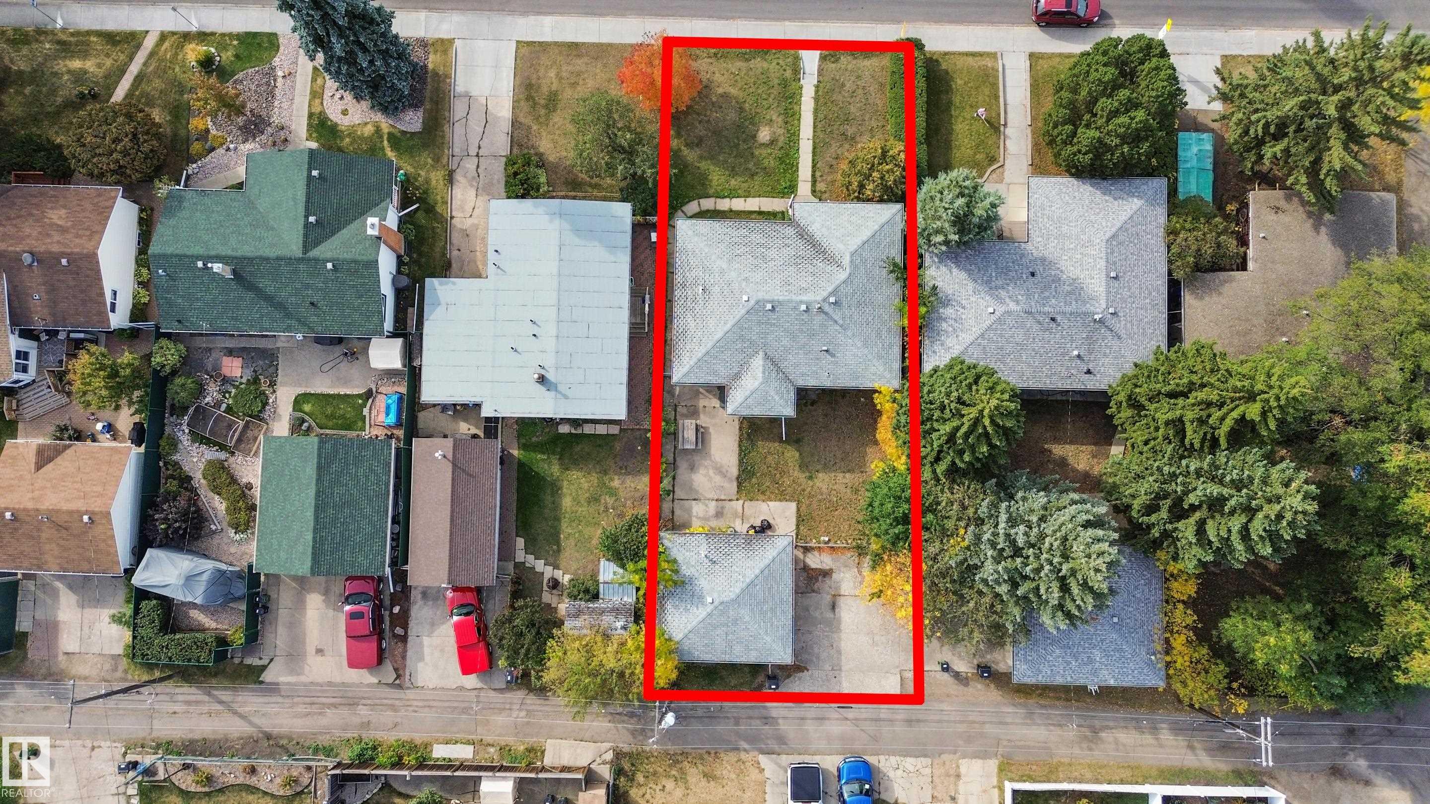 Photo 9 at 8736 66 Avenue NW, Argyll, Edmonton