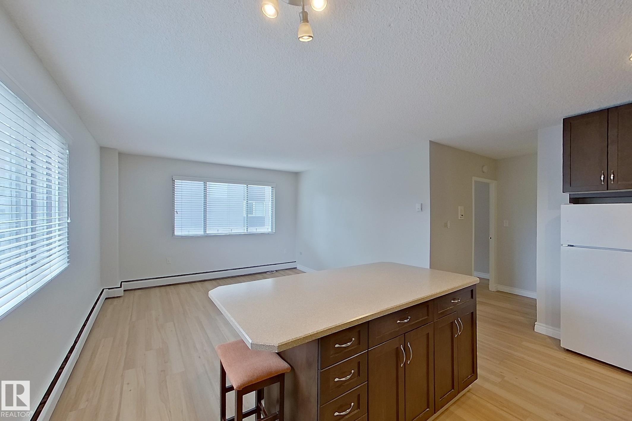 Photo 17 at 404 - 10021 116 Street NW, Wîhkwêntôwin, Edmonton