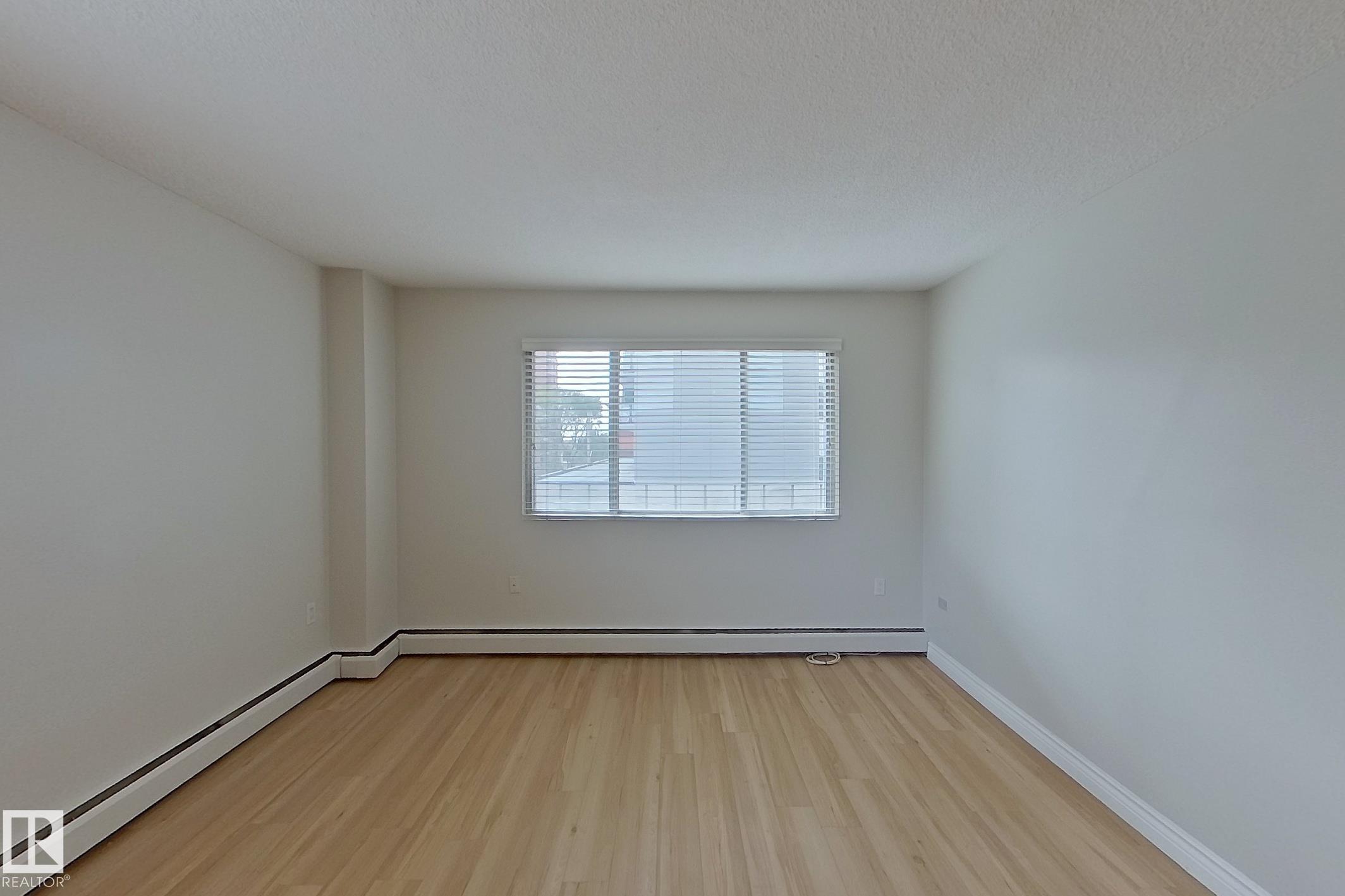 Photo 9 at 404 - 10021 116 Street NW, Wîhkwêntôwin, Edmonton
