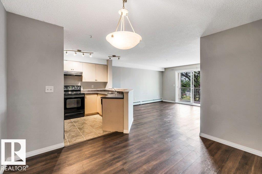 Photo 11 at 2314 - 11214 80 Street NW, Cromdale, Edmonton