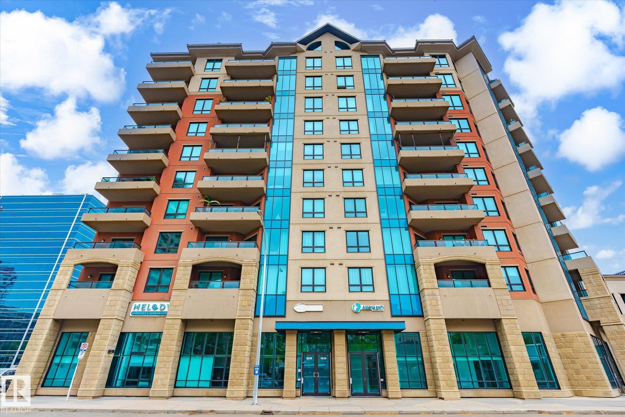 304 - 10142 111 Street NW, Wîhkwêntôwin, Edmonton 