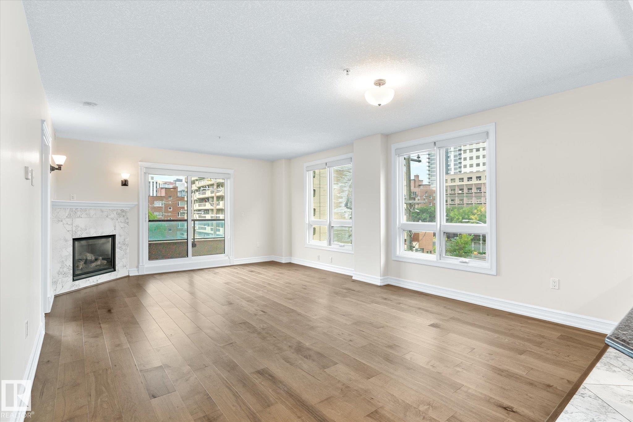 Photo 12 at 304 - 10142 111 Street NW, Wîhkwêntôwin, Edmonton