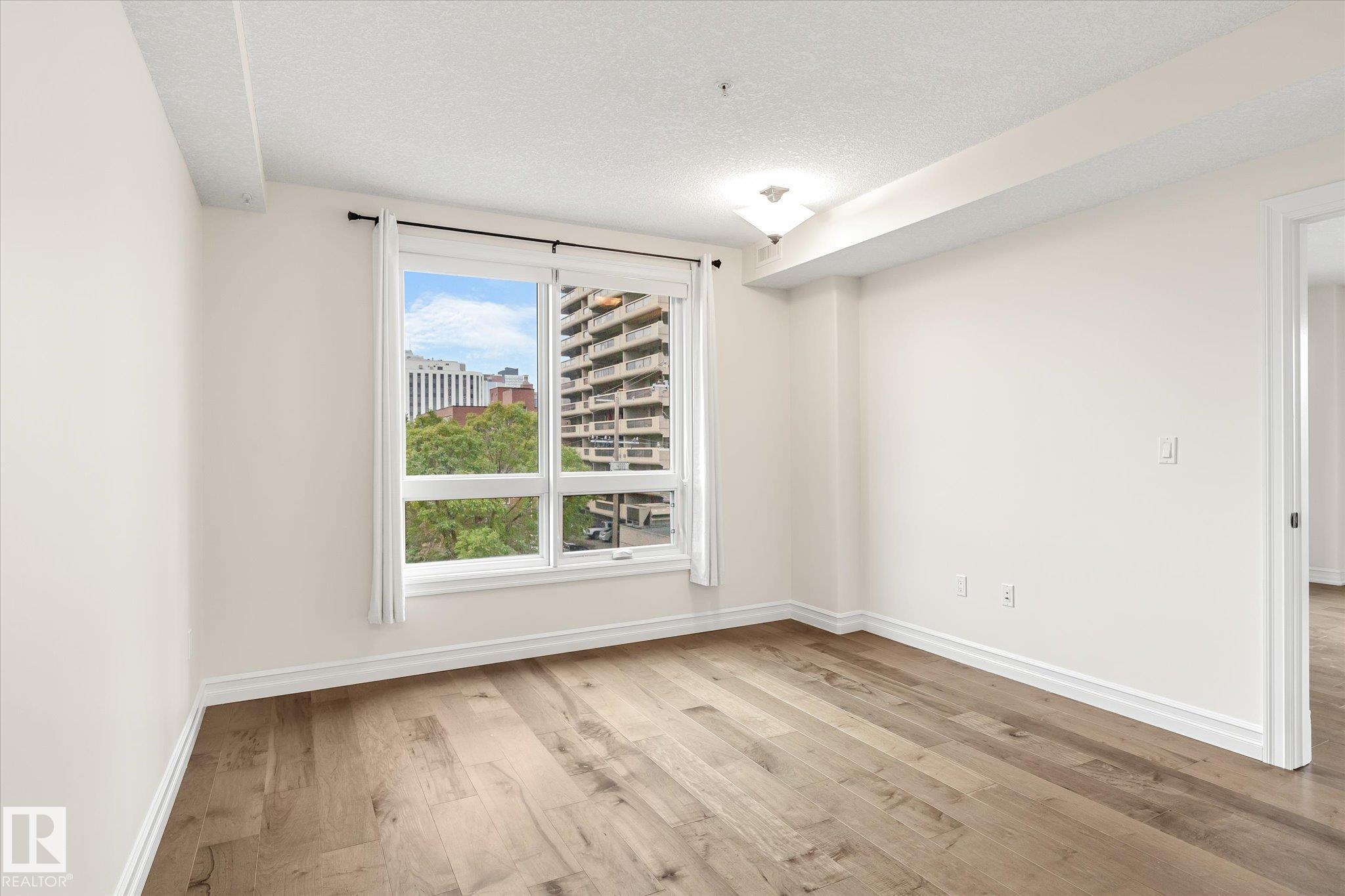 Photo 20 at 304 - 10142 111 Street NW, Wîhkwêntôwin, Edmonton