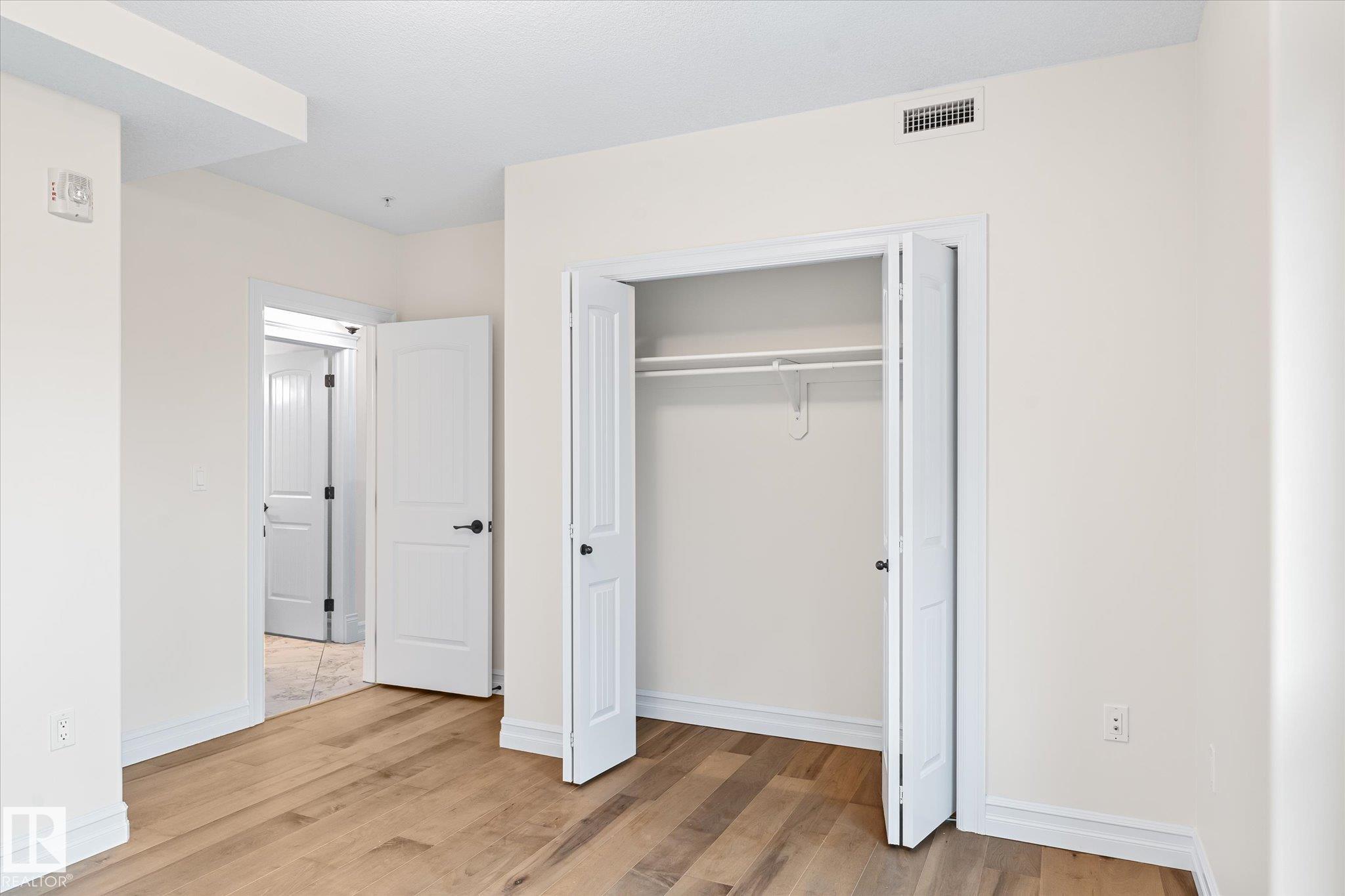 Photo 30 at 304 - 10142 111 Street NW, Wîhkwêntôwin, Edmonton