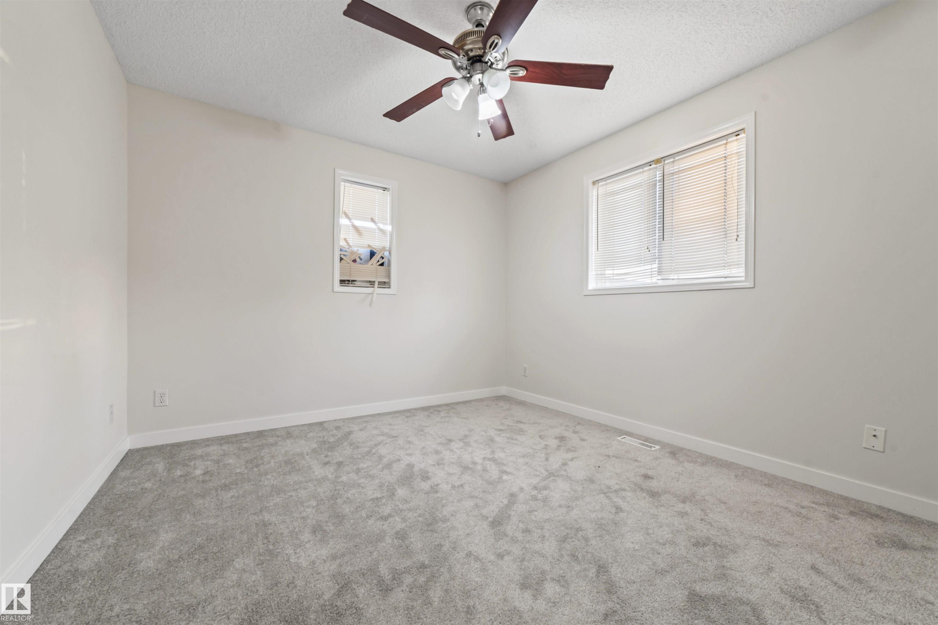 Photo 15 at 3231 30 Avenue NW, Silver Berry, Edmonton
