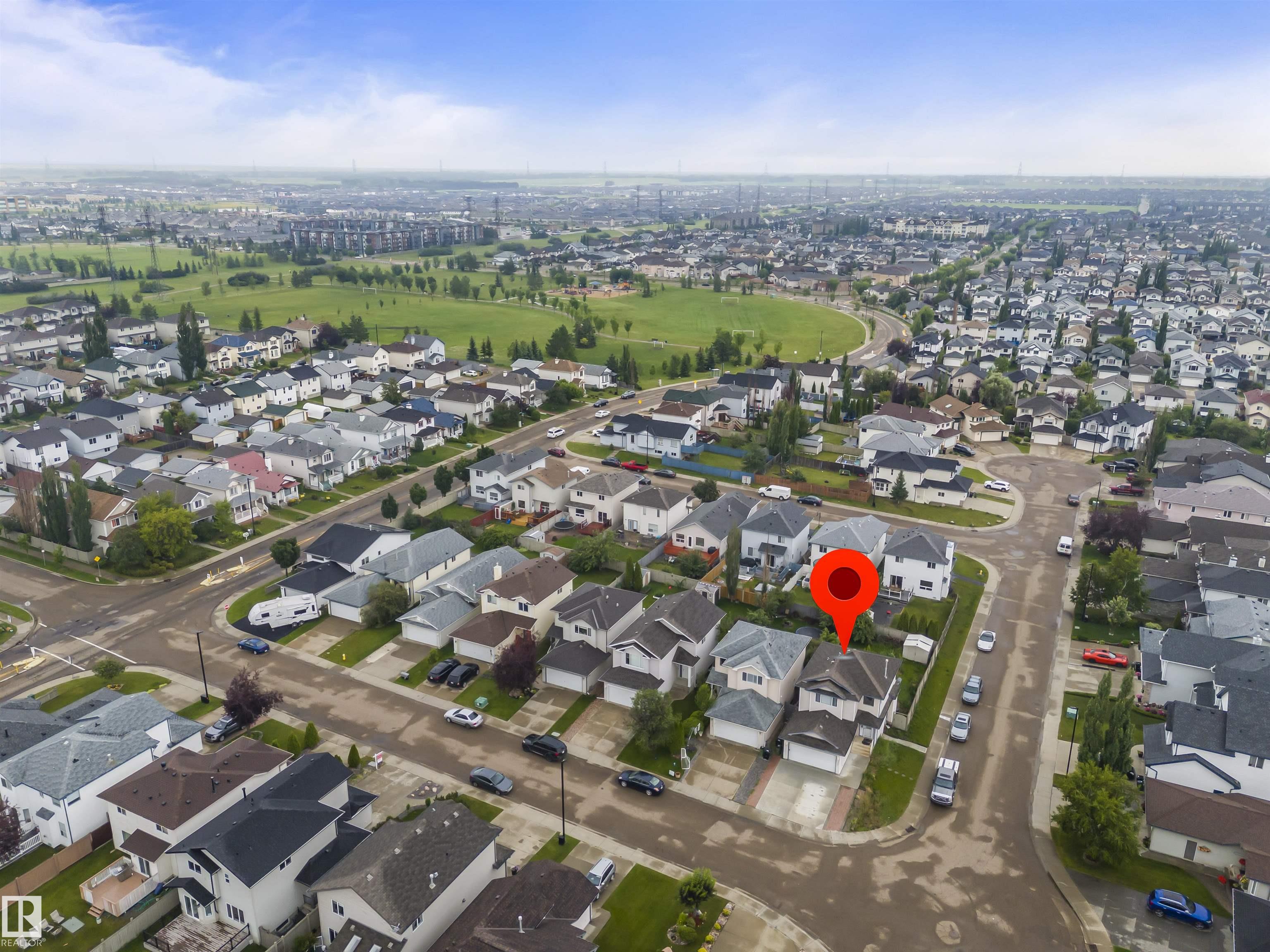 Photo 3 at 3231 30 Avenue NW, Silver Berry, Edmonton