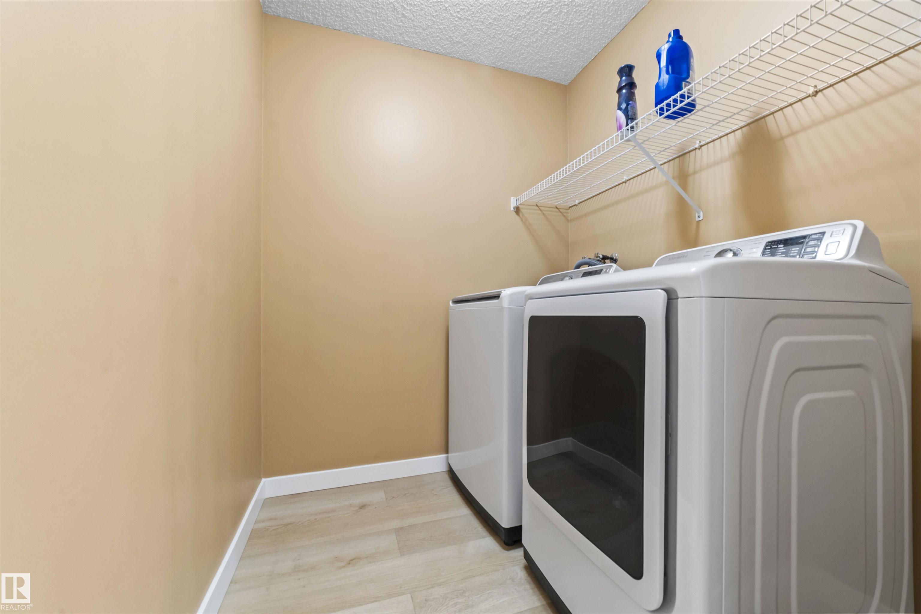 Photo 6 at 3231 30 Avenue NW, Silver Berry, Edmonton
