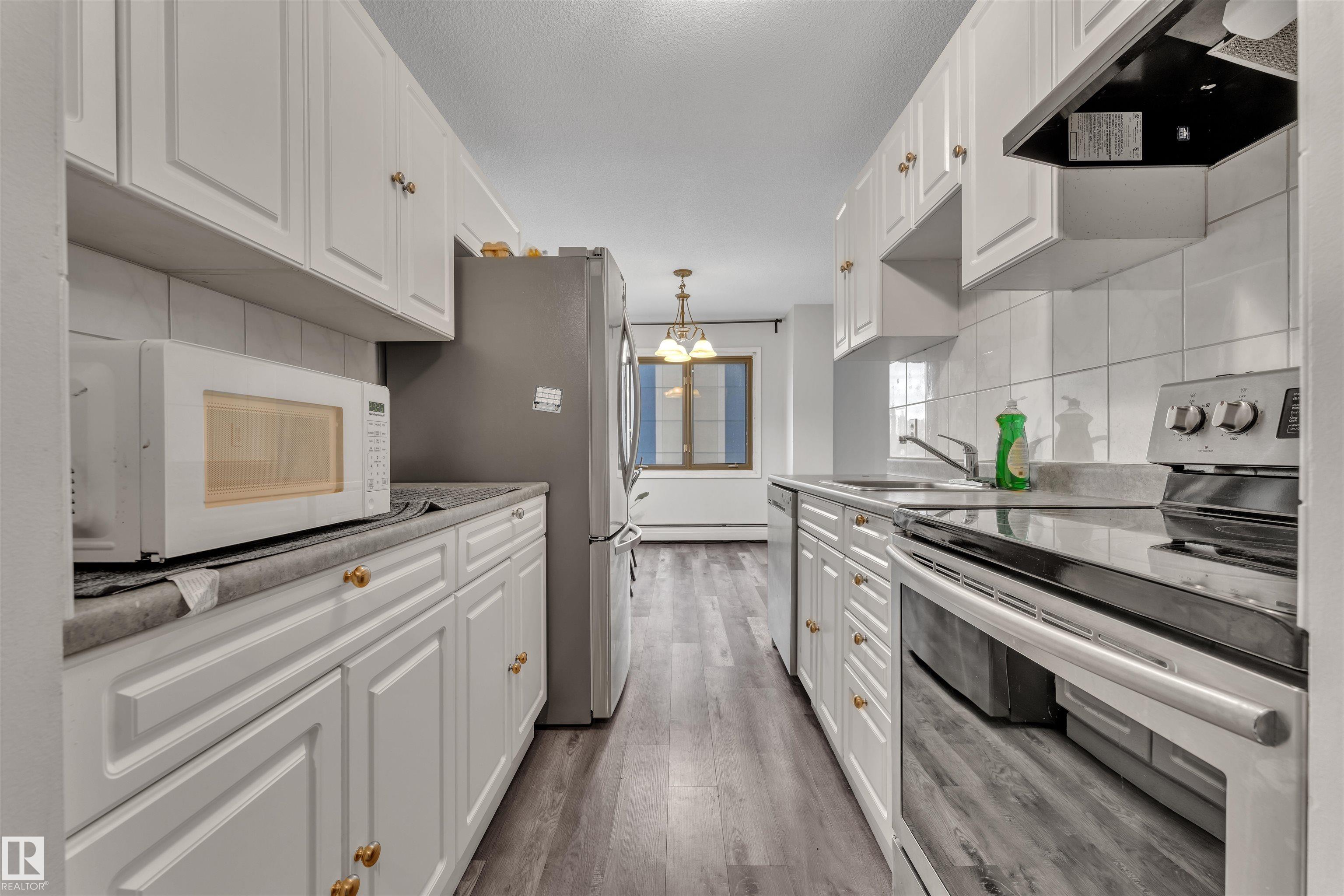 Photo 22 at 407 - 9725 106 Street NW, Downtown, Edmonton