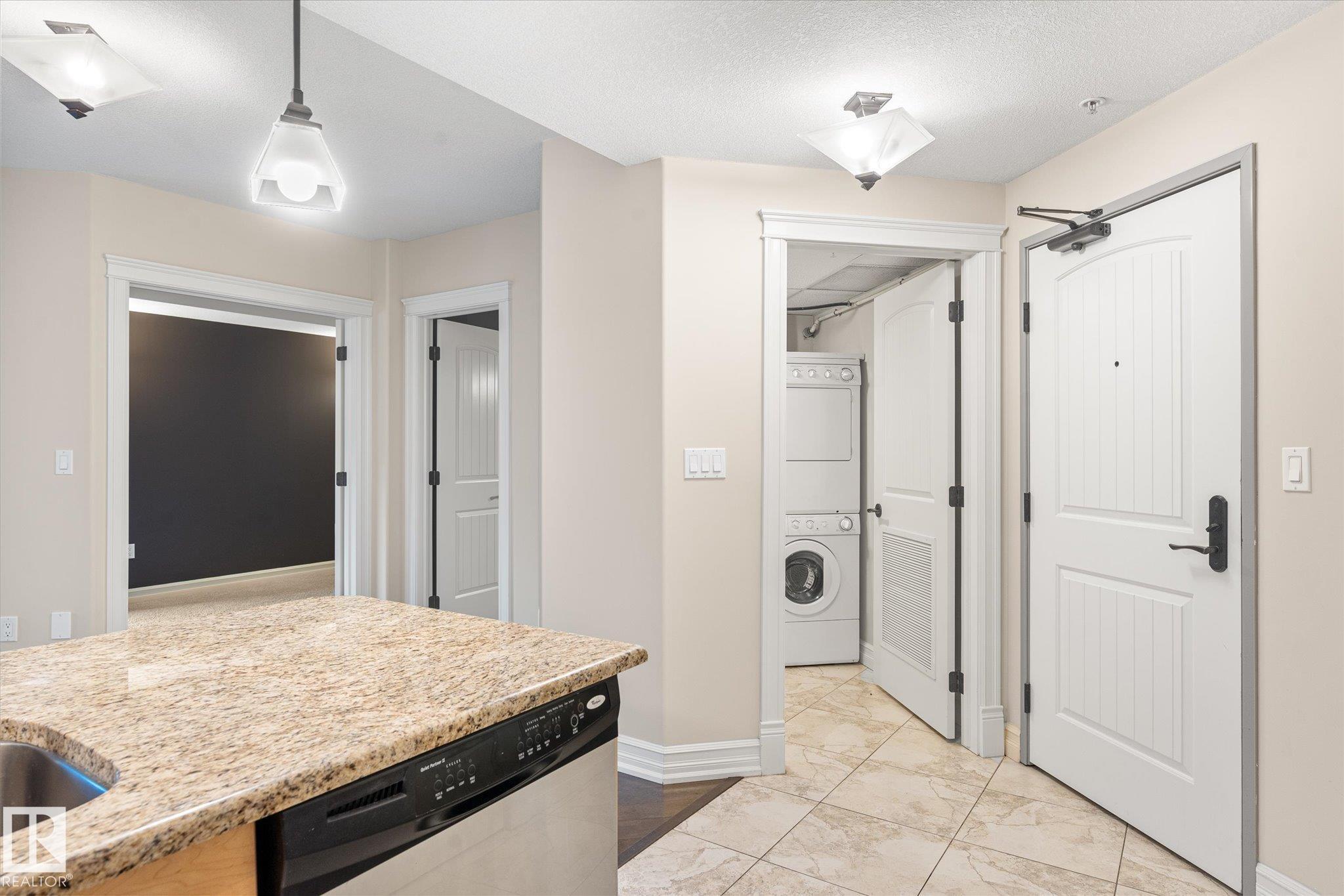 Photo 17 at 507 - 10142 111 Street NW, Wîhkwêntôwin, Edmonton