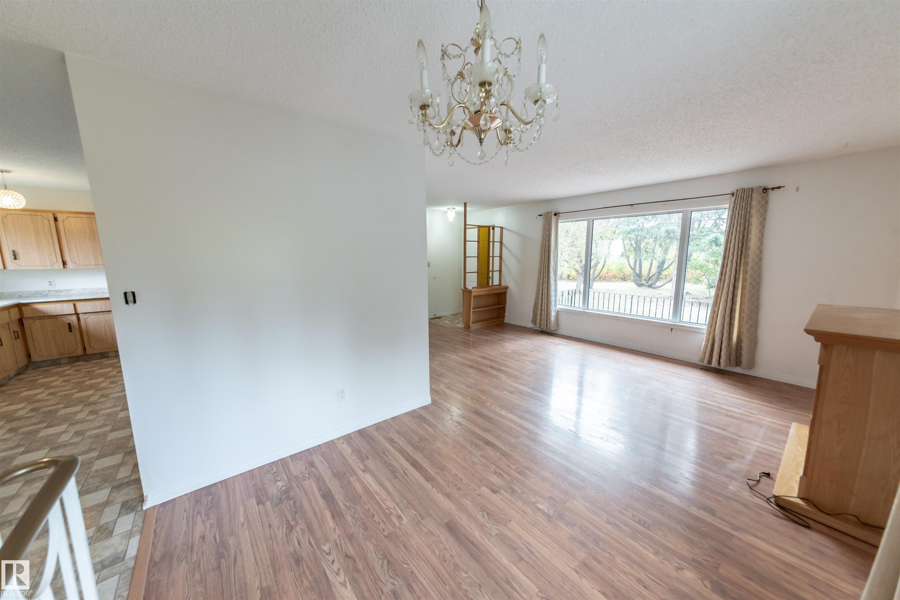 Photo 13 at 30 - 53111 Rge Road 22, West Hill Acres, Rural Parkland County