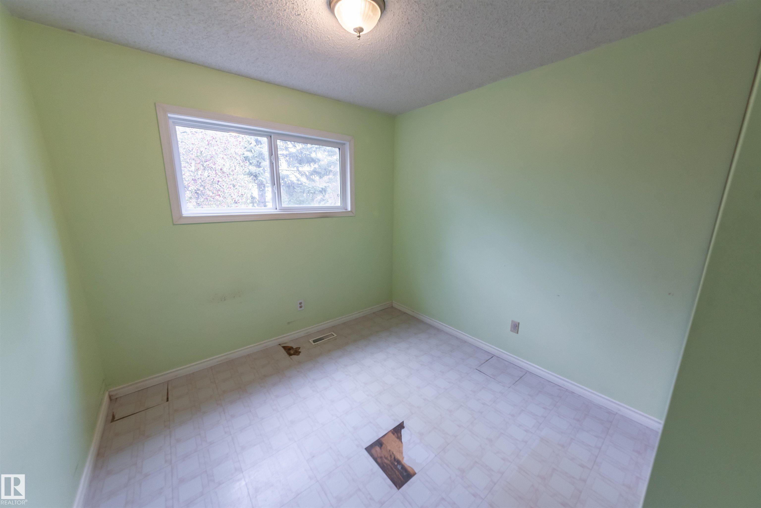 Photo 18 at 30 - 53111 Rge Road 22, West Hill Acres, Rural Parkland County