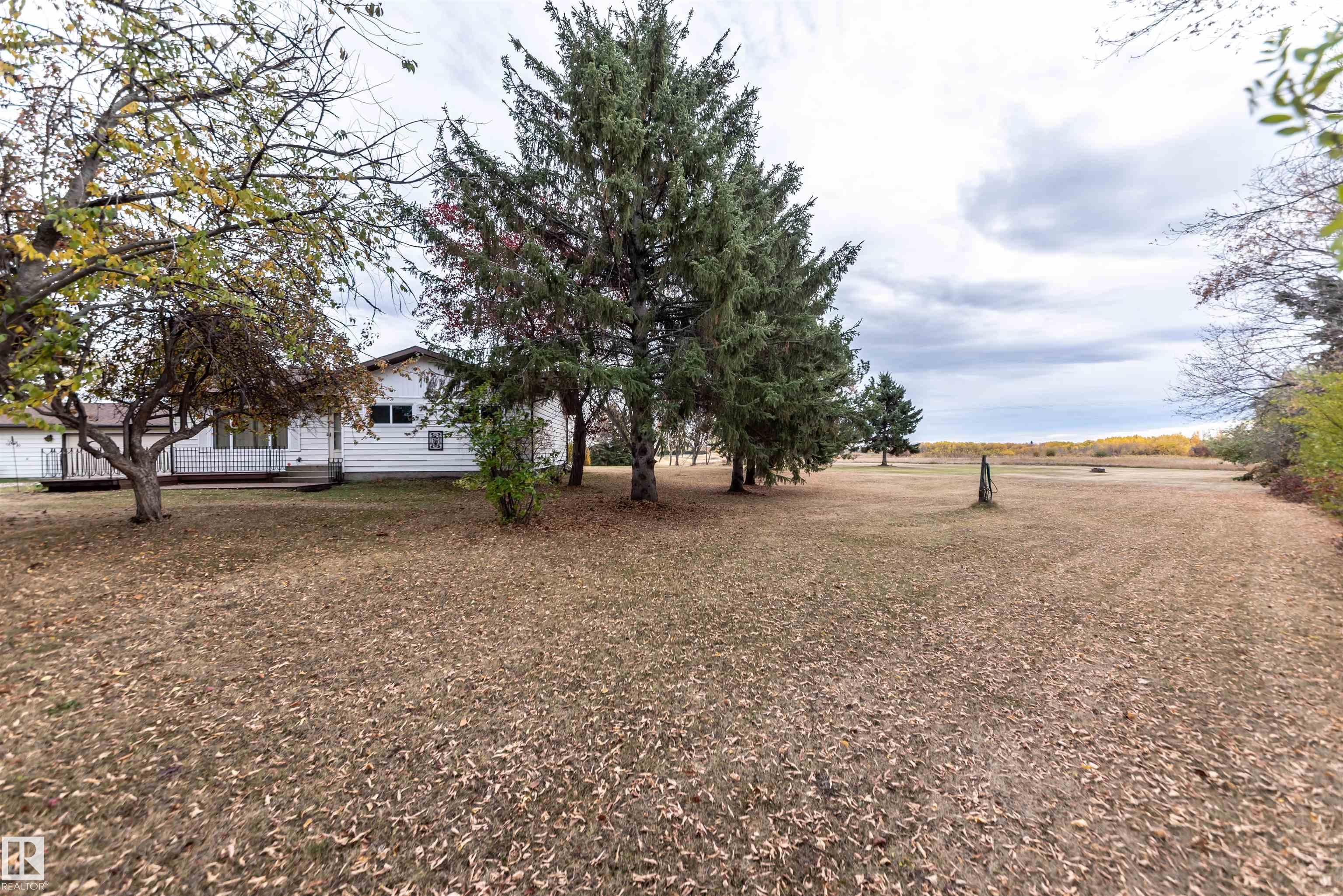 Photo 5 at 30 - 53111 Rge Road 22, West Hill Acres, Rural Parkland County