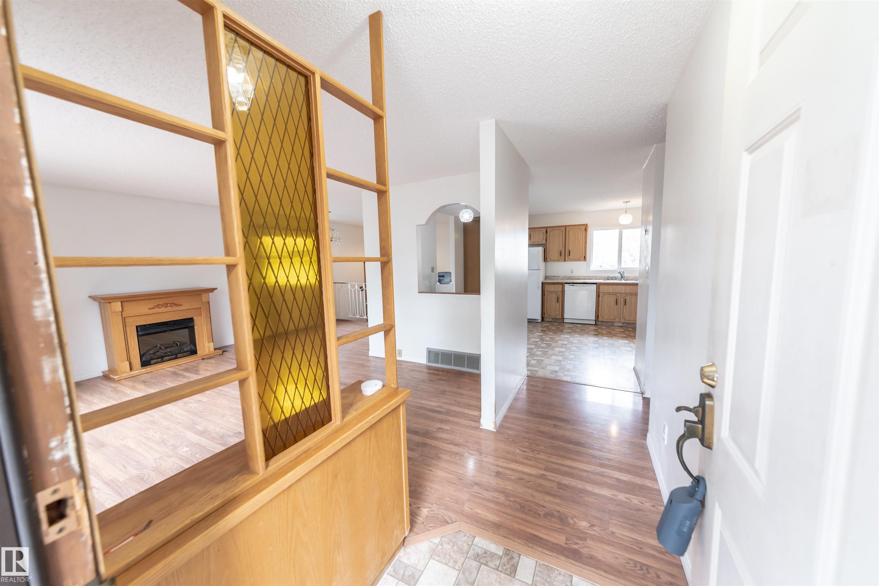 Photo 8 at 30 - 53111 Rge Road 22, West Hill Acres, Rural Parkland County