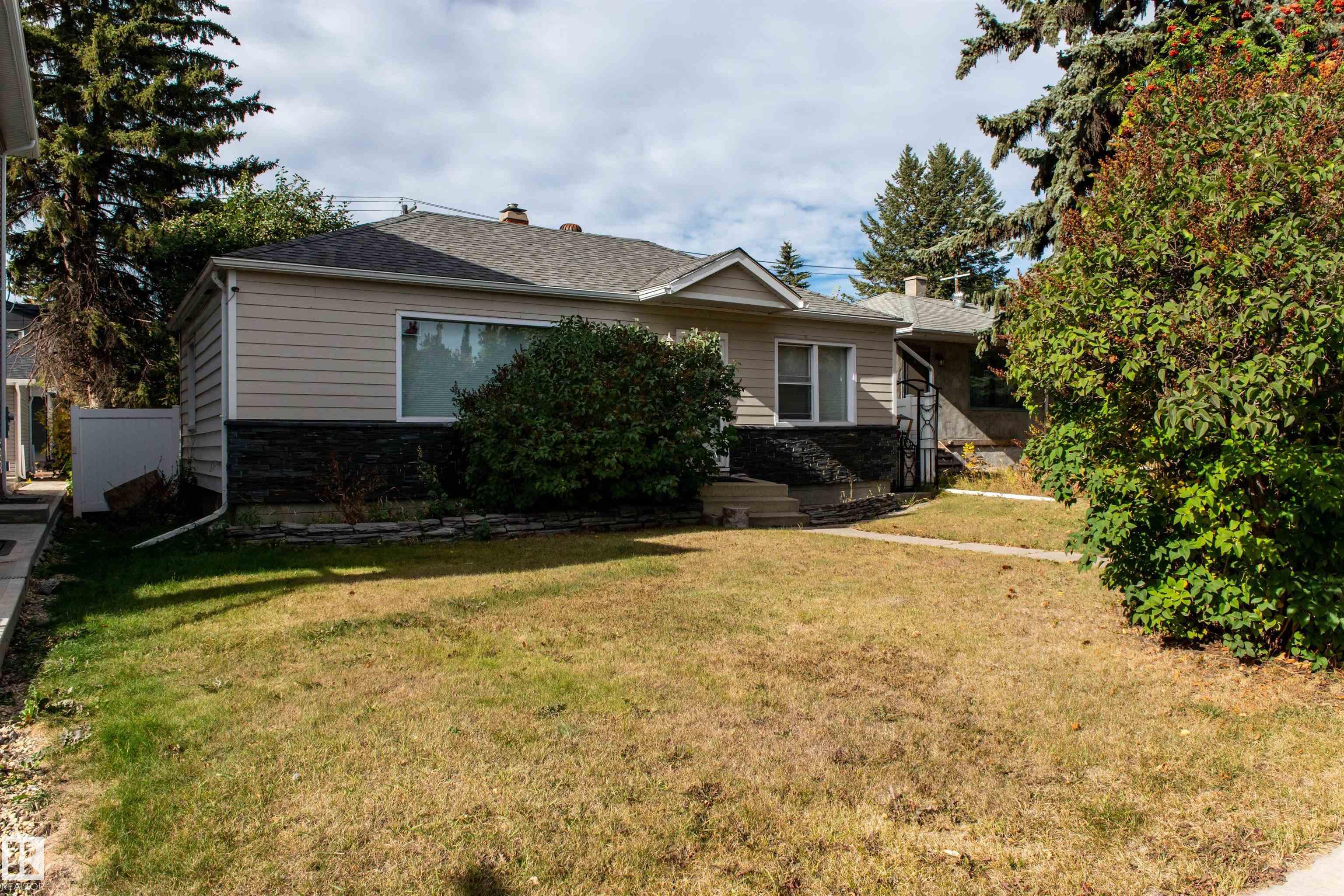 Photo 41 at 7910 75 Street NW, King Edward Park, Edmonton