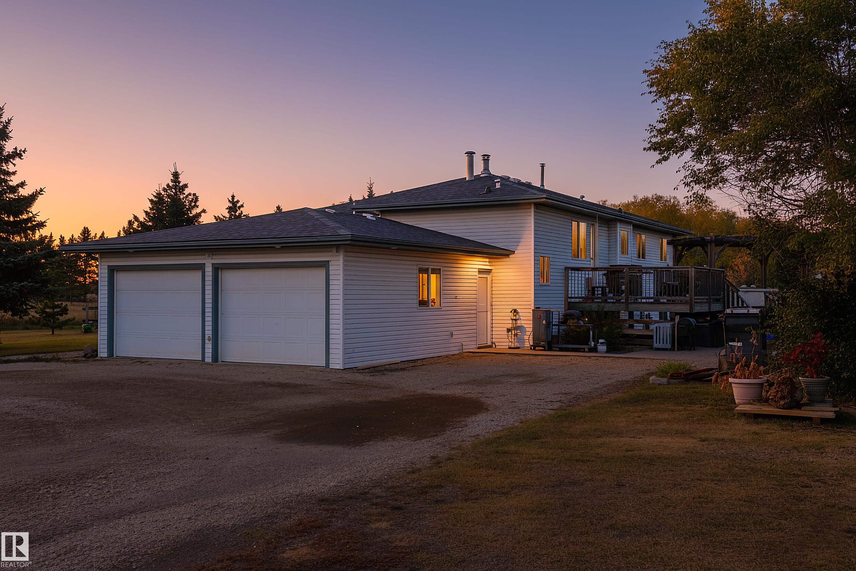 Photo 4 at 48503 Range Road 263, None, Rural Leduc County