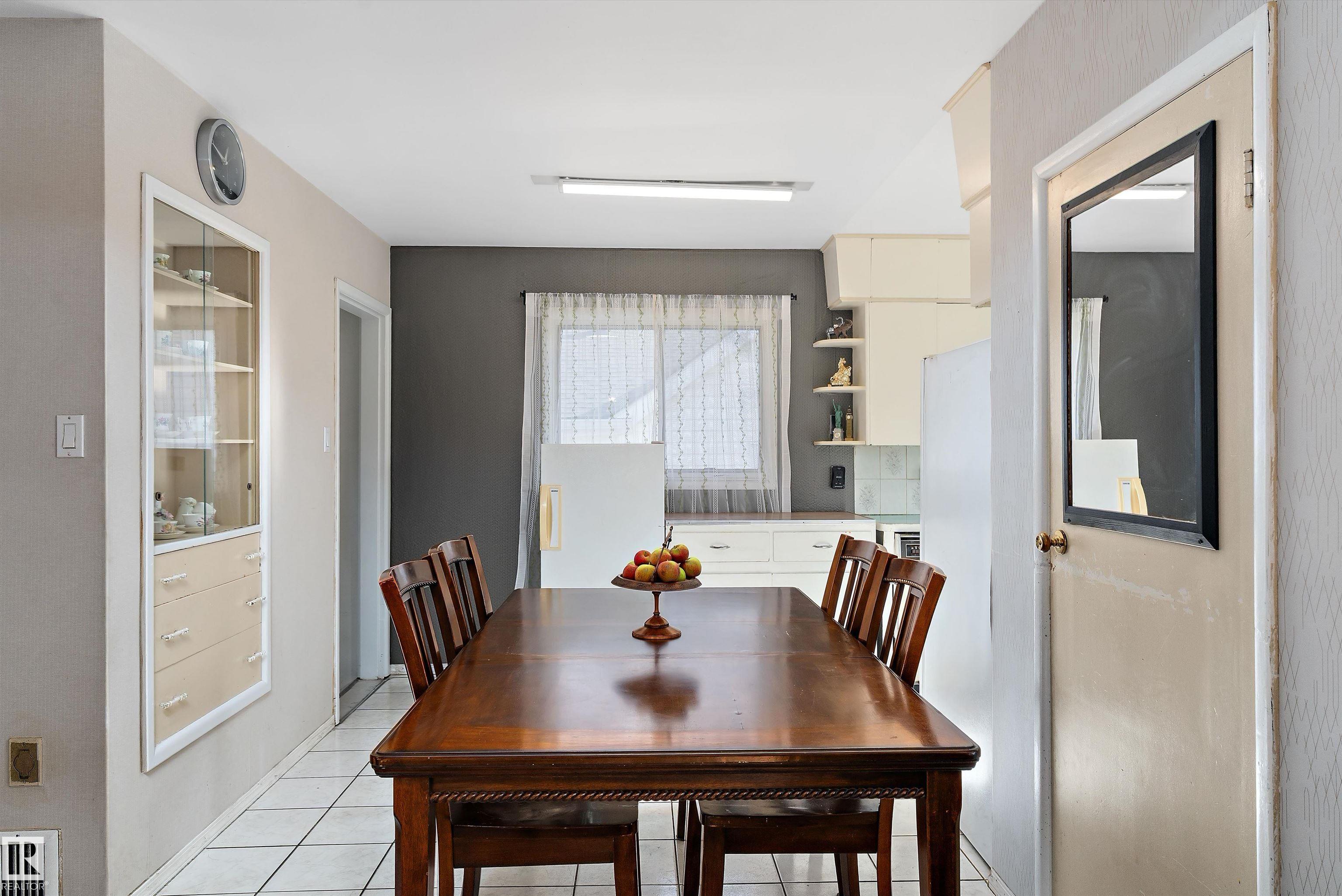 Photo 11 at 10570 66 Avenue NW, Allendale, Edmonton