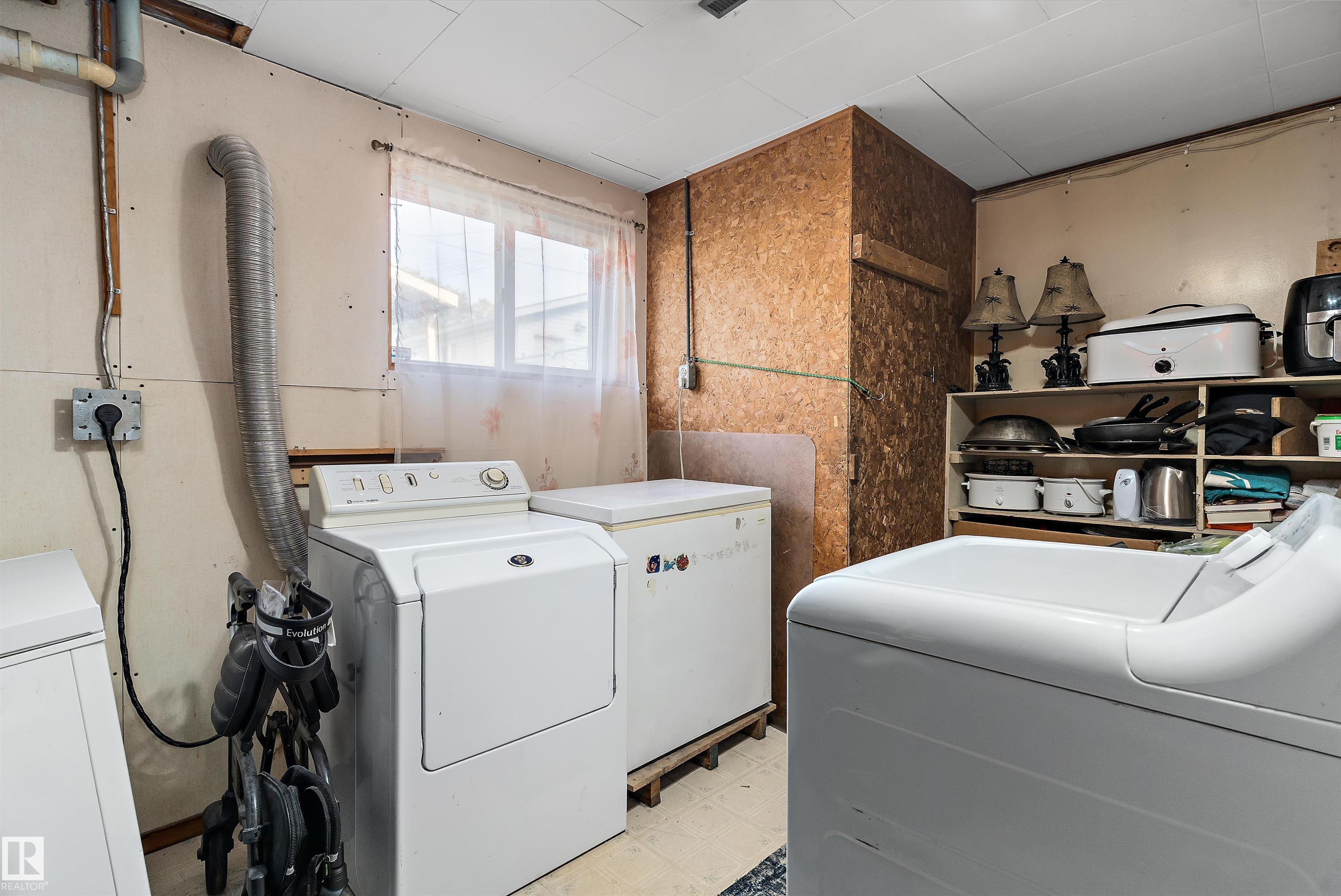 Photo 18 at 10570 66 Avenue NW, Allendale, Edmonton