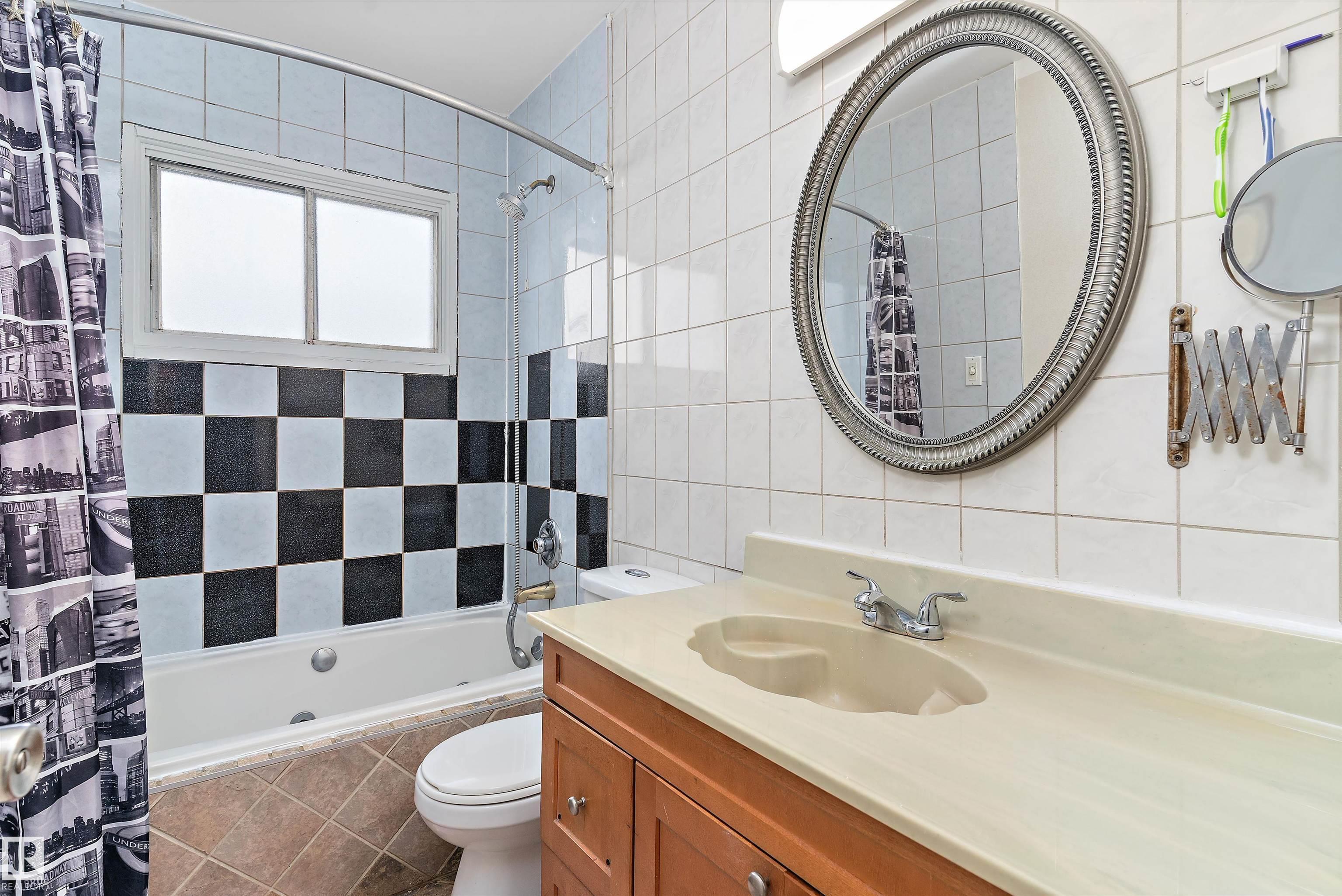 Photo 25 at 10570 66 Avenue NW, Allendale, Edmonton