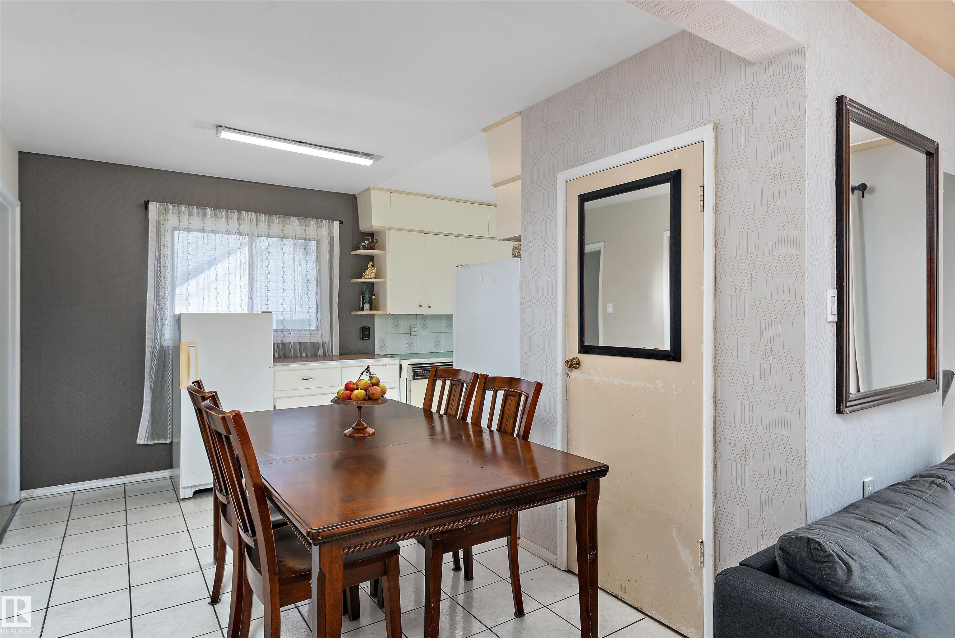 Photo 10 at 10570 66 Avenue NW, Allendale, Edmonton