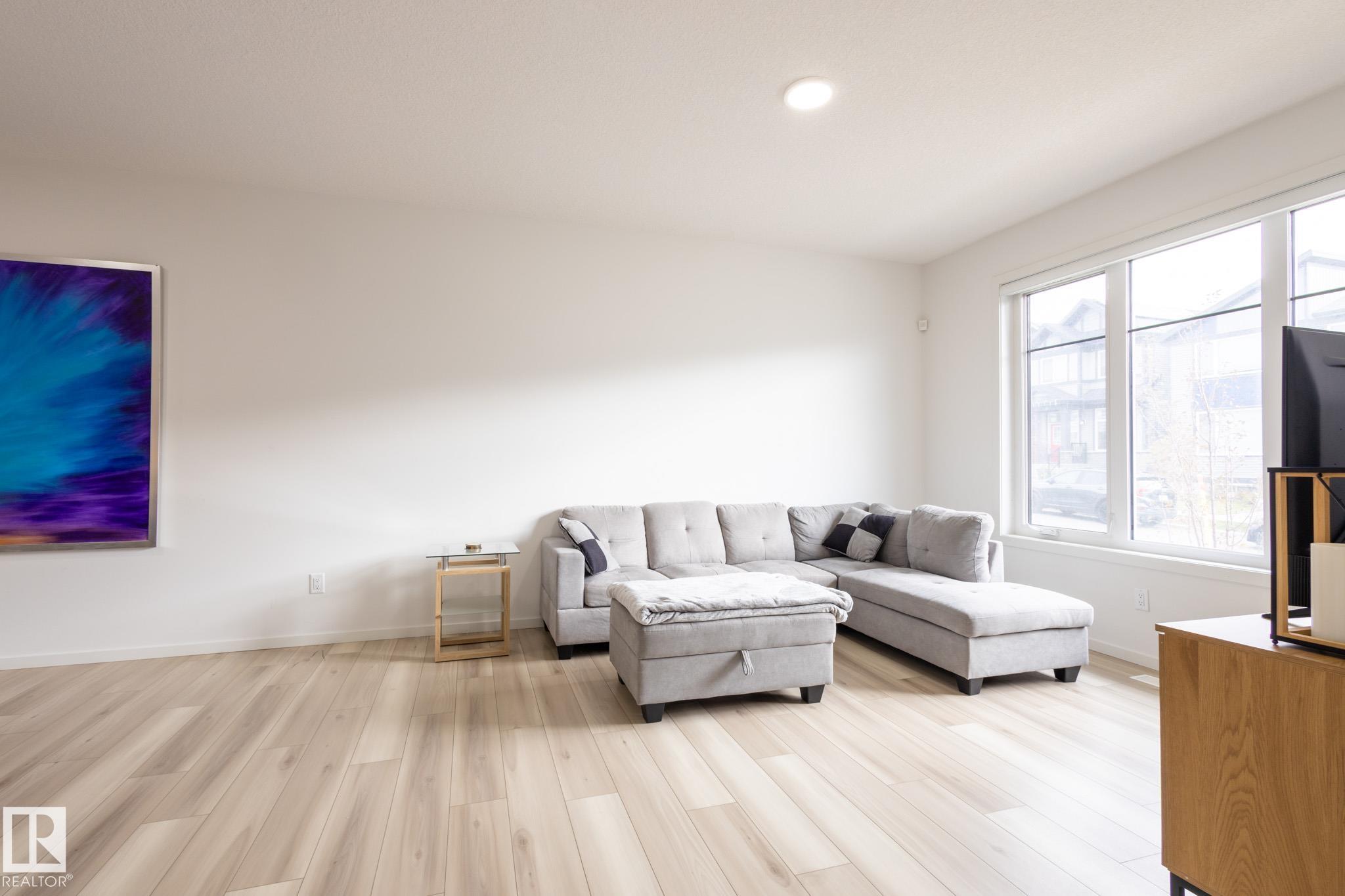 Picture for 5016 KINNEY LI SW