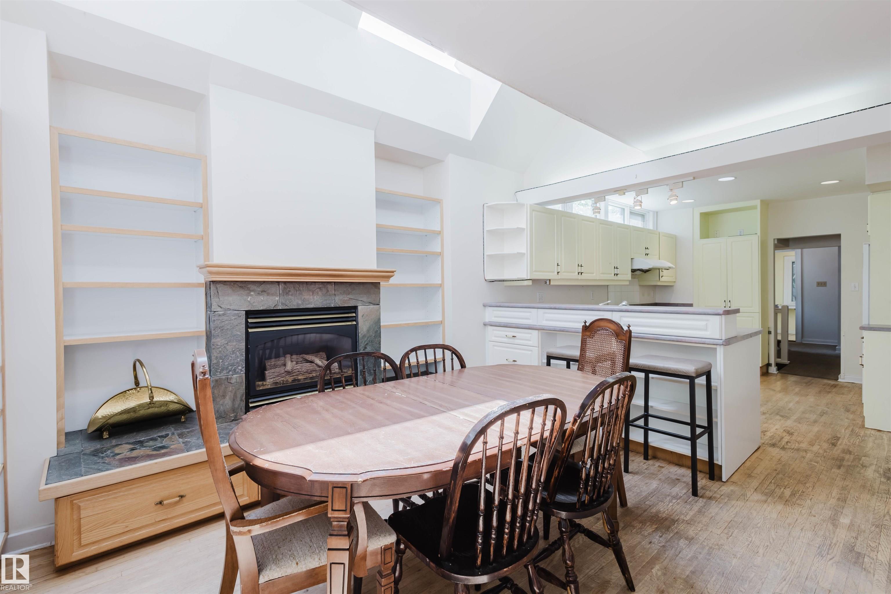 Photo 17 at 10942 88 Avenue NW, Garneau, Edmonton